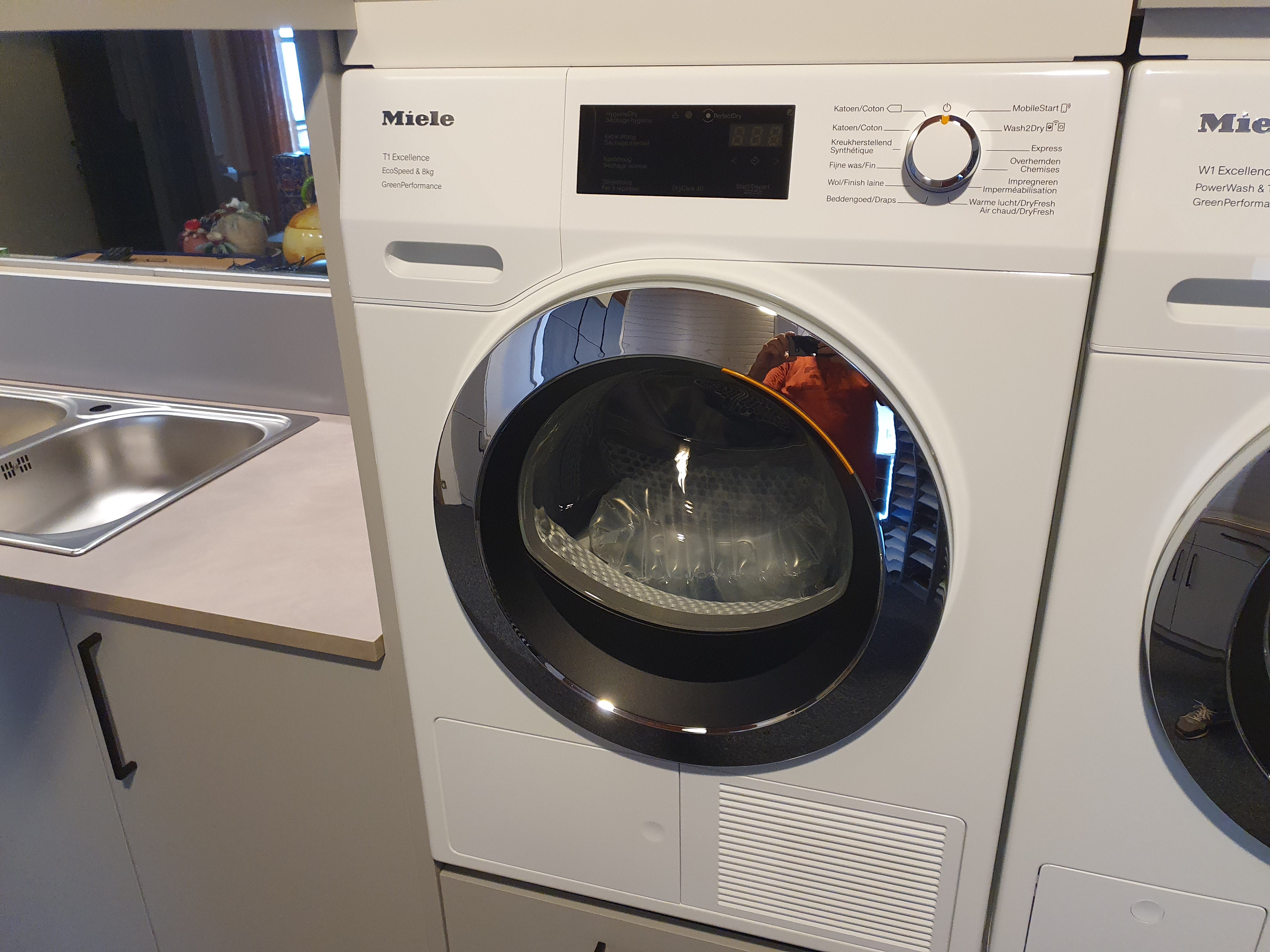 01722 - Grijze bijkeuken