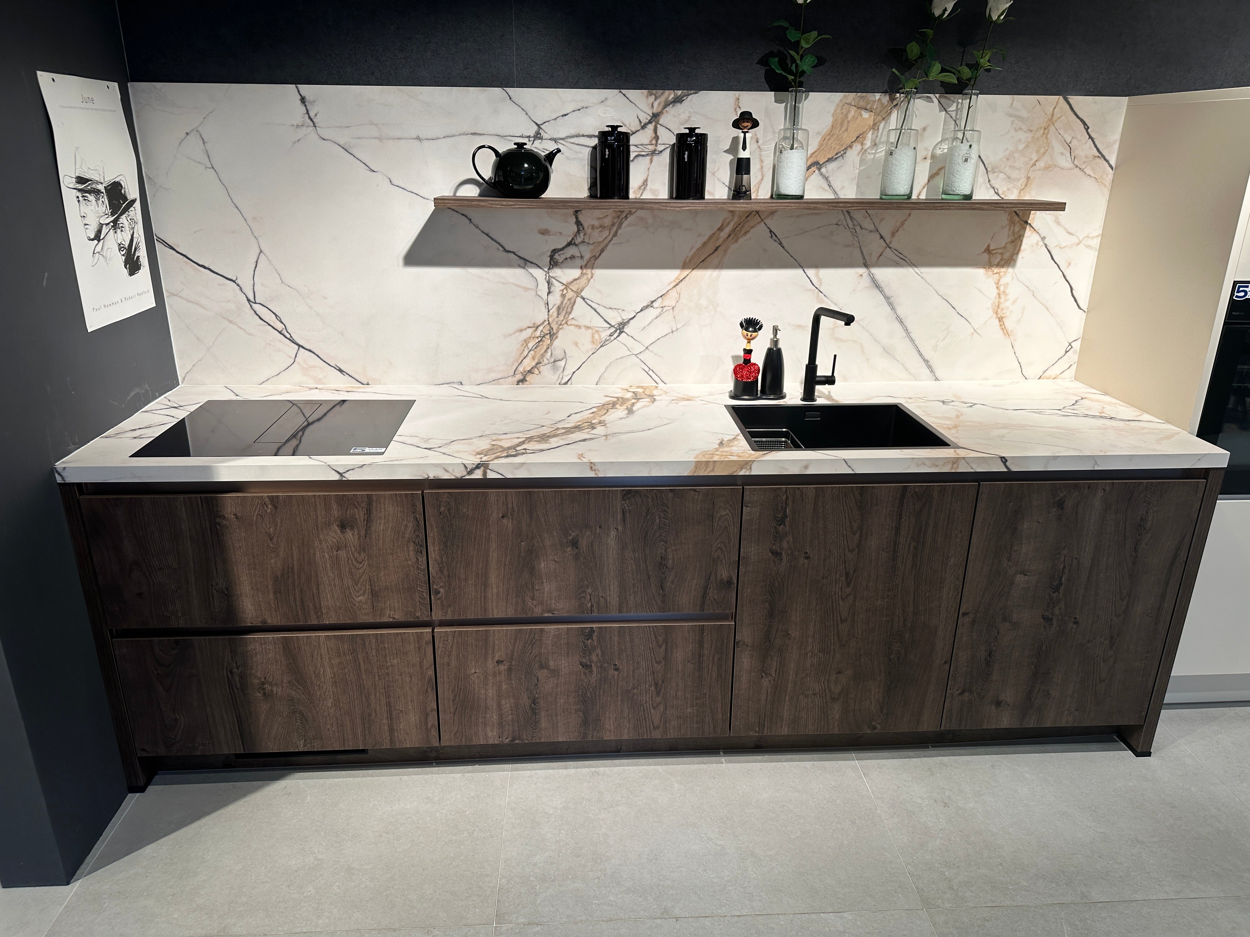 02120 - Moderne Impuls keuken