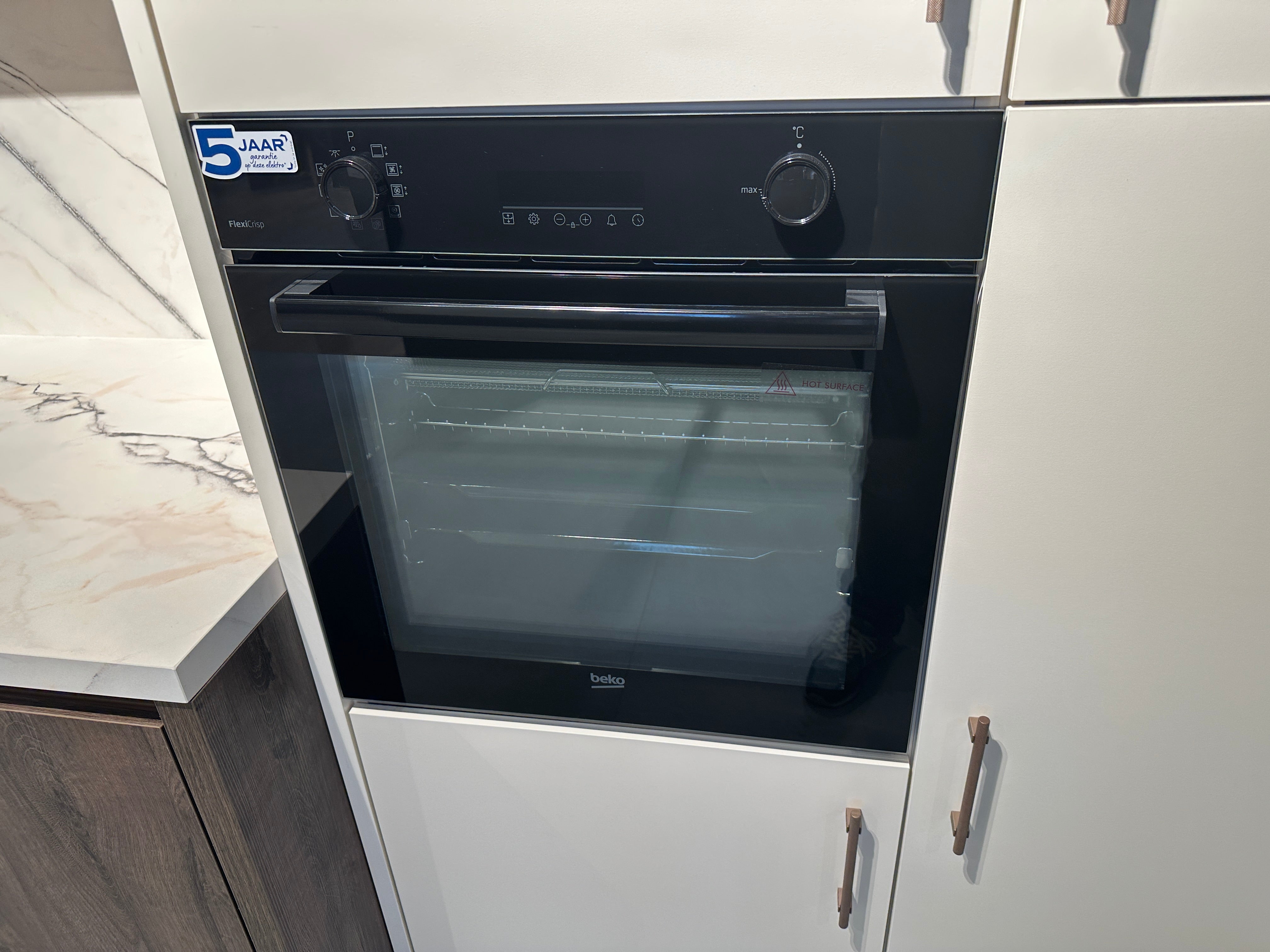 02120 - Moderne Impuls keuken