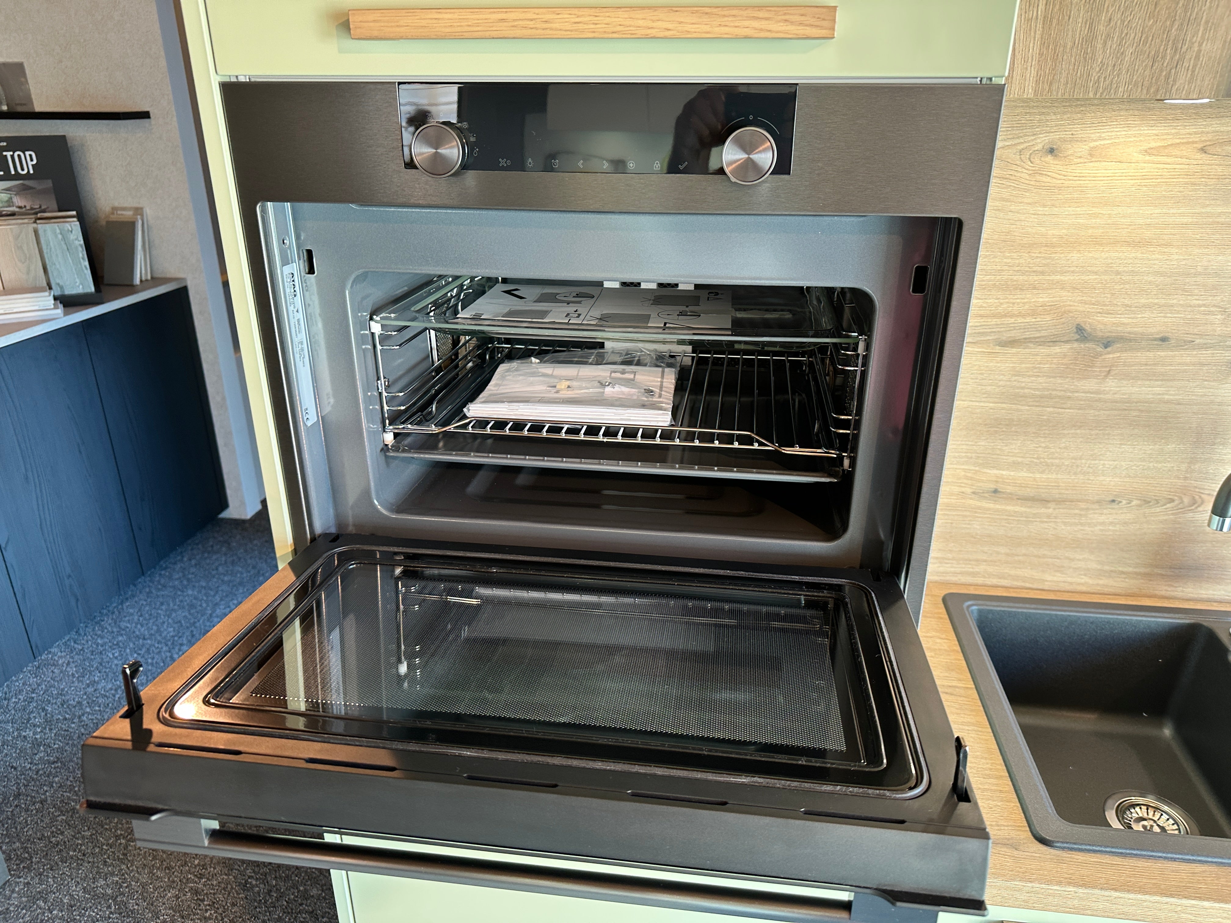01714 - Groene rechte keuken
