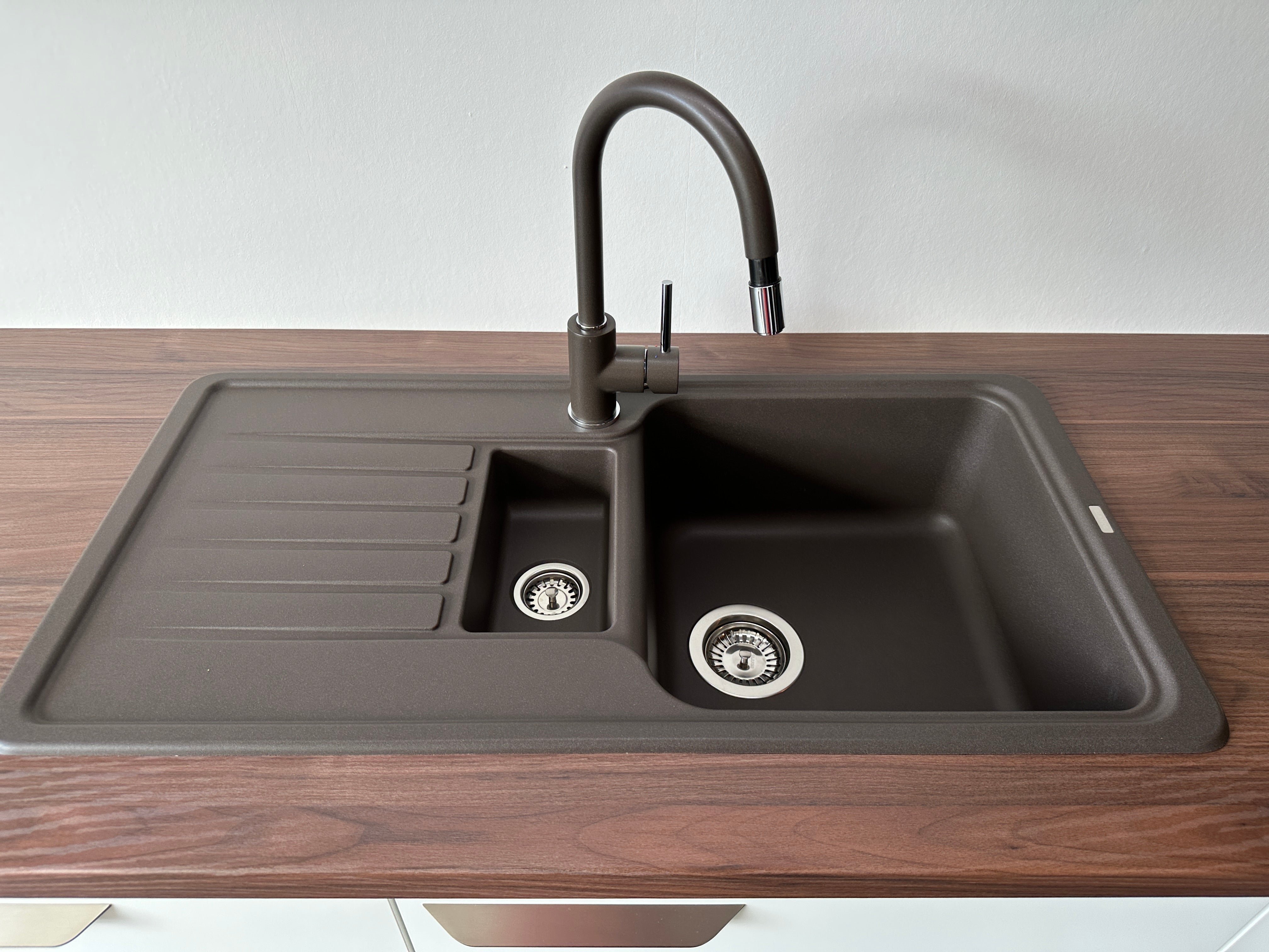 01718 - Rechte witte keuken