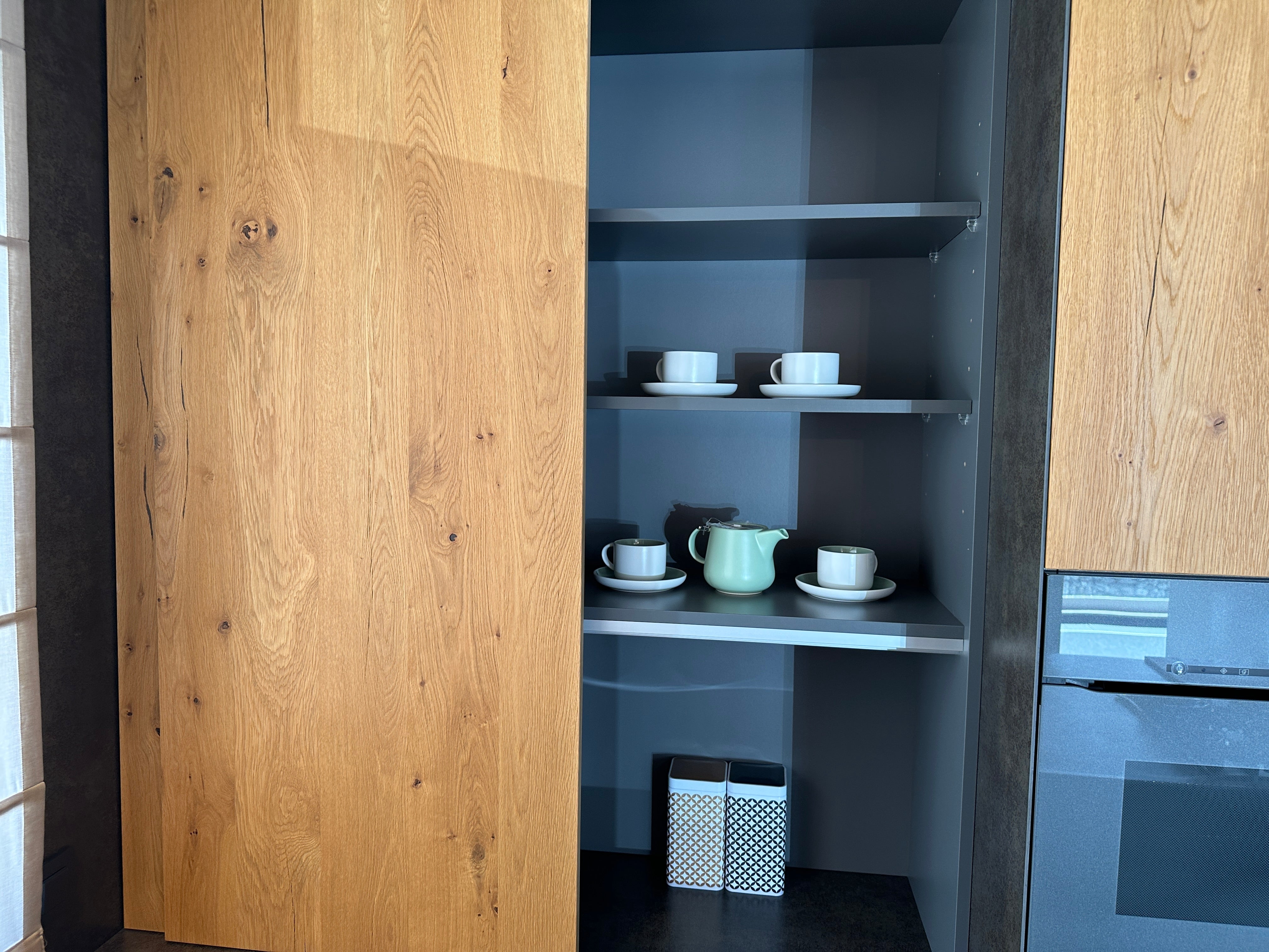 01704 - Beton- en houtlook eilandkeuken