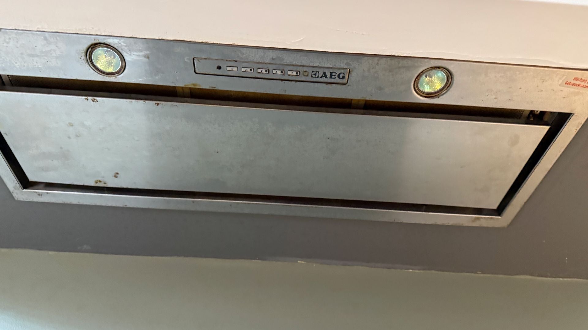 03124 - Grijze schiereiland keuken