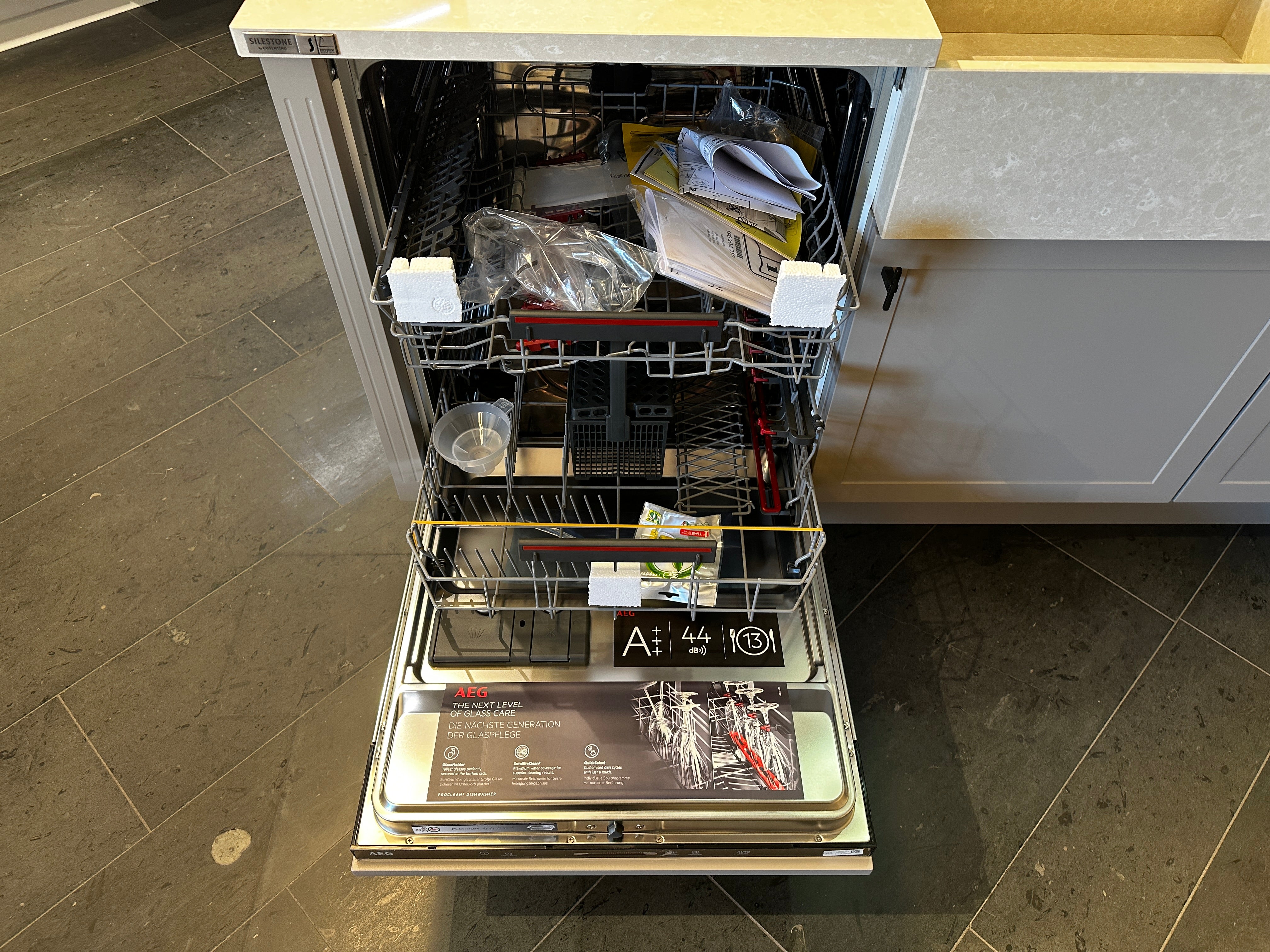 00841 - Landelijk schiereiland keuken