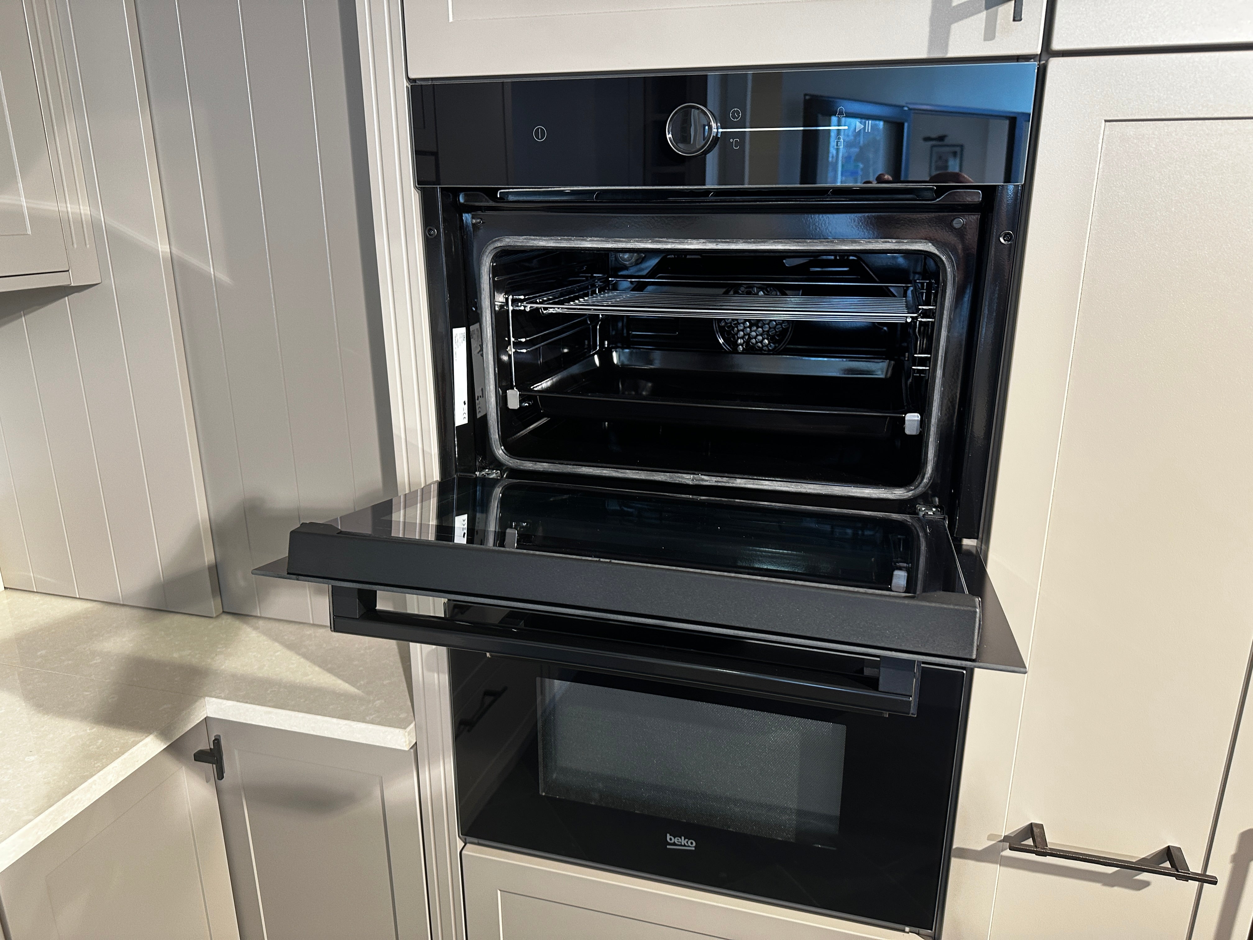 00841 - Landelijk schiereiland keuken