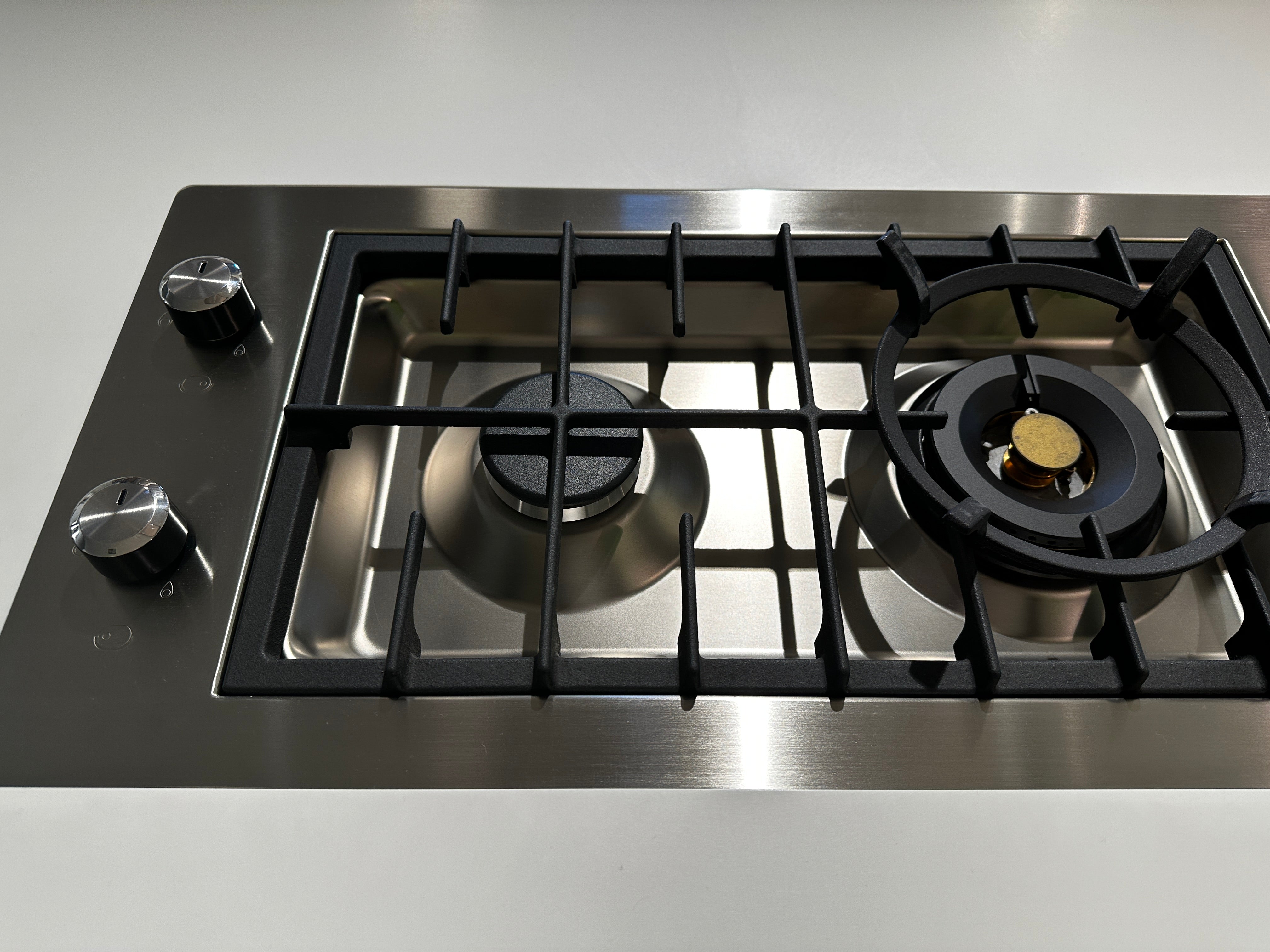 00837 - Hoogglans witte eilandkeuken