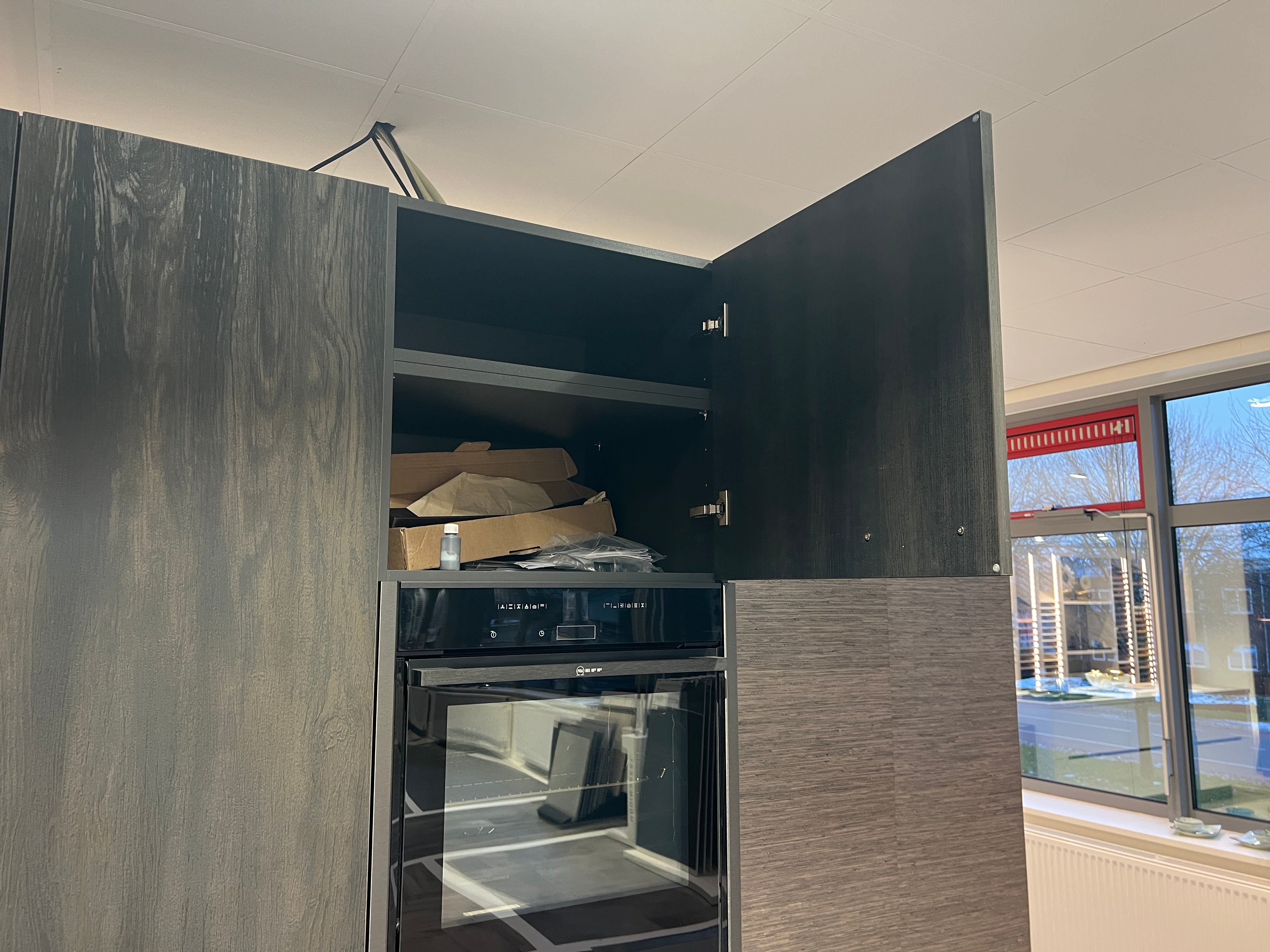 03164 - grijze schiereiland keuken