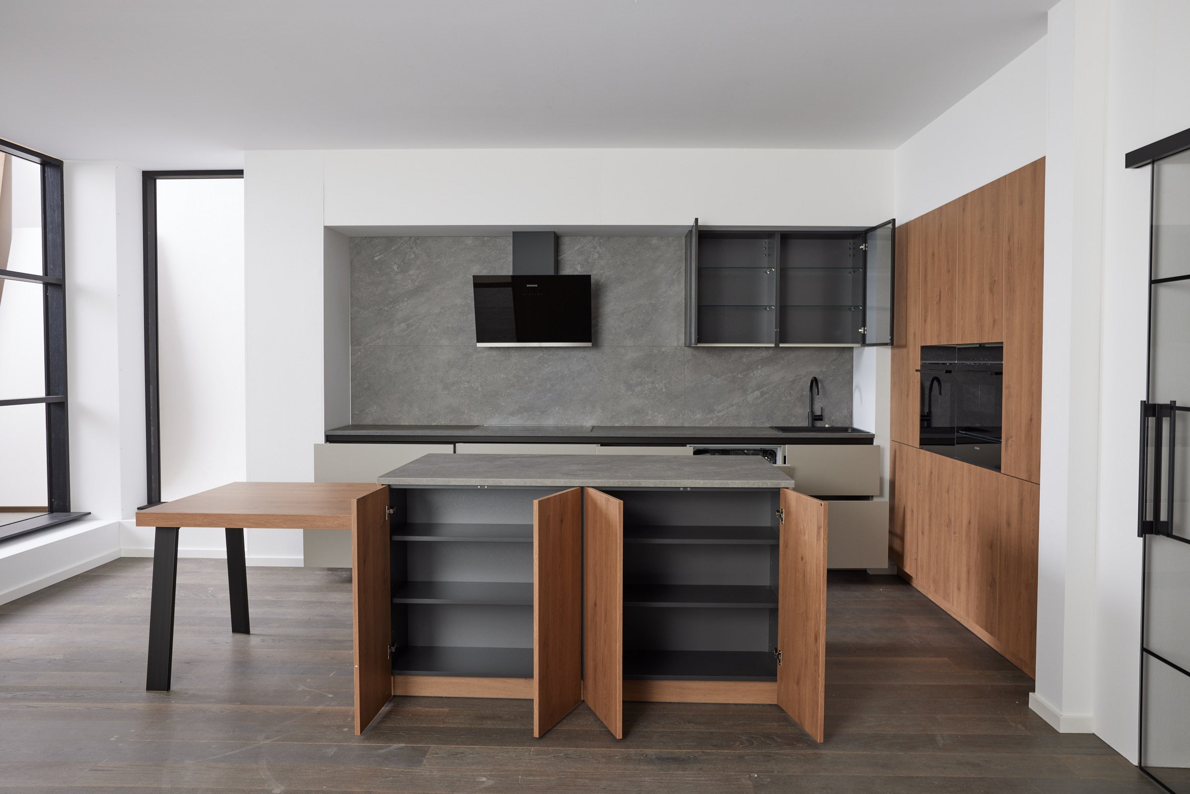 02736 - Kiezelgrijze Schuller keuken