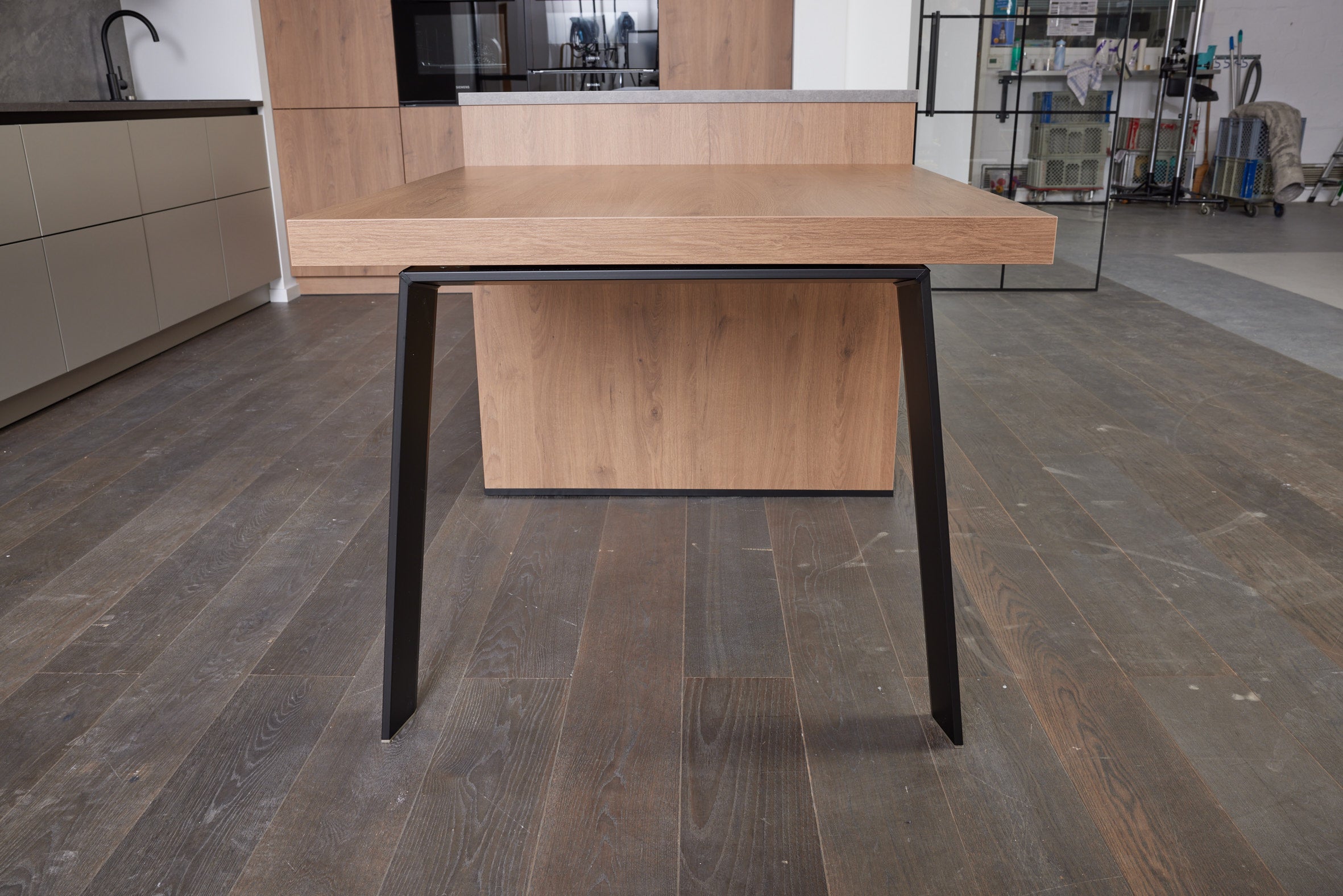 02736 - Kiezelgrijze Schuller keuken