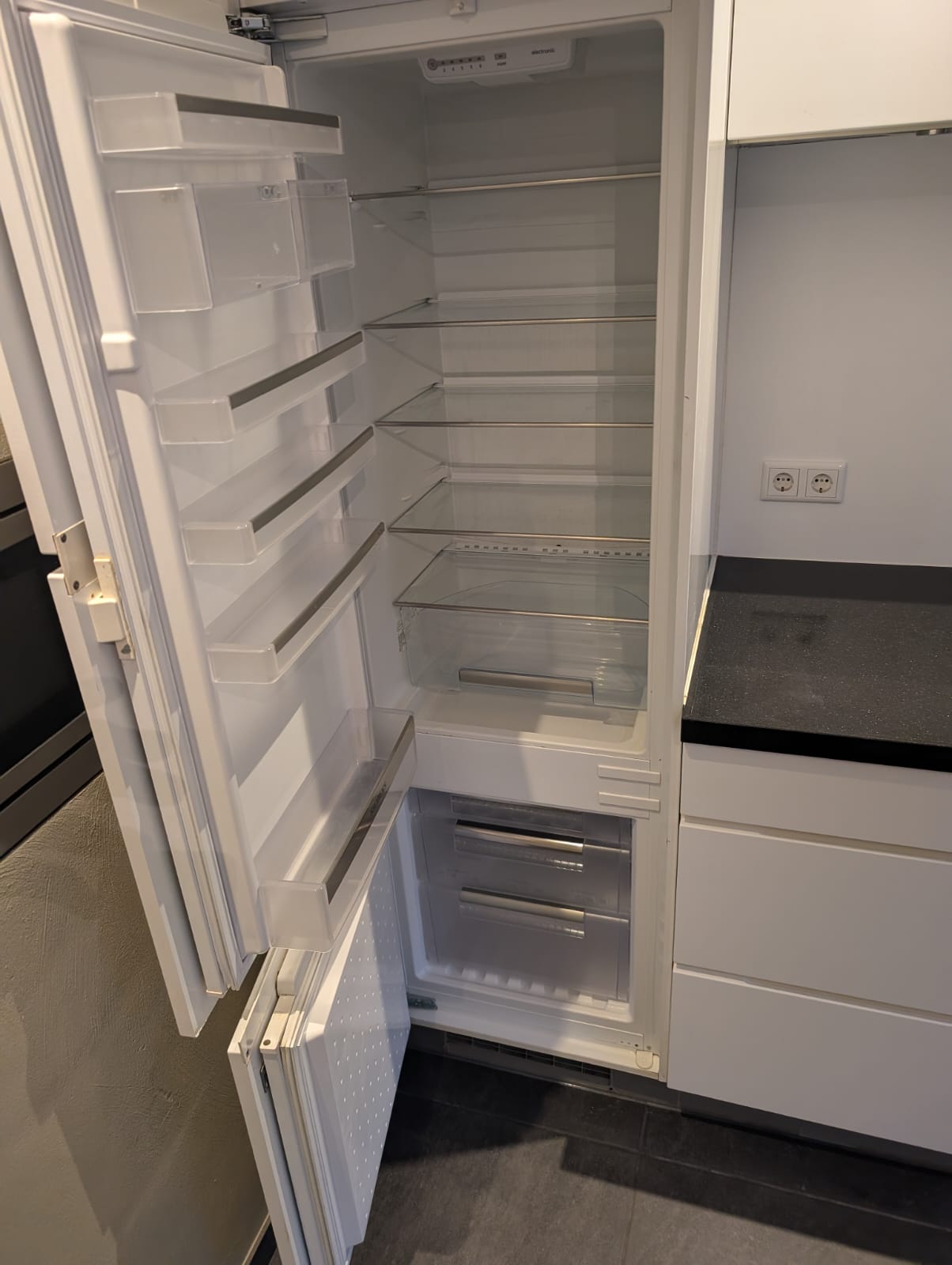 02520 - Witte schiereiland keuken