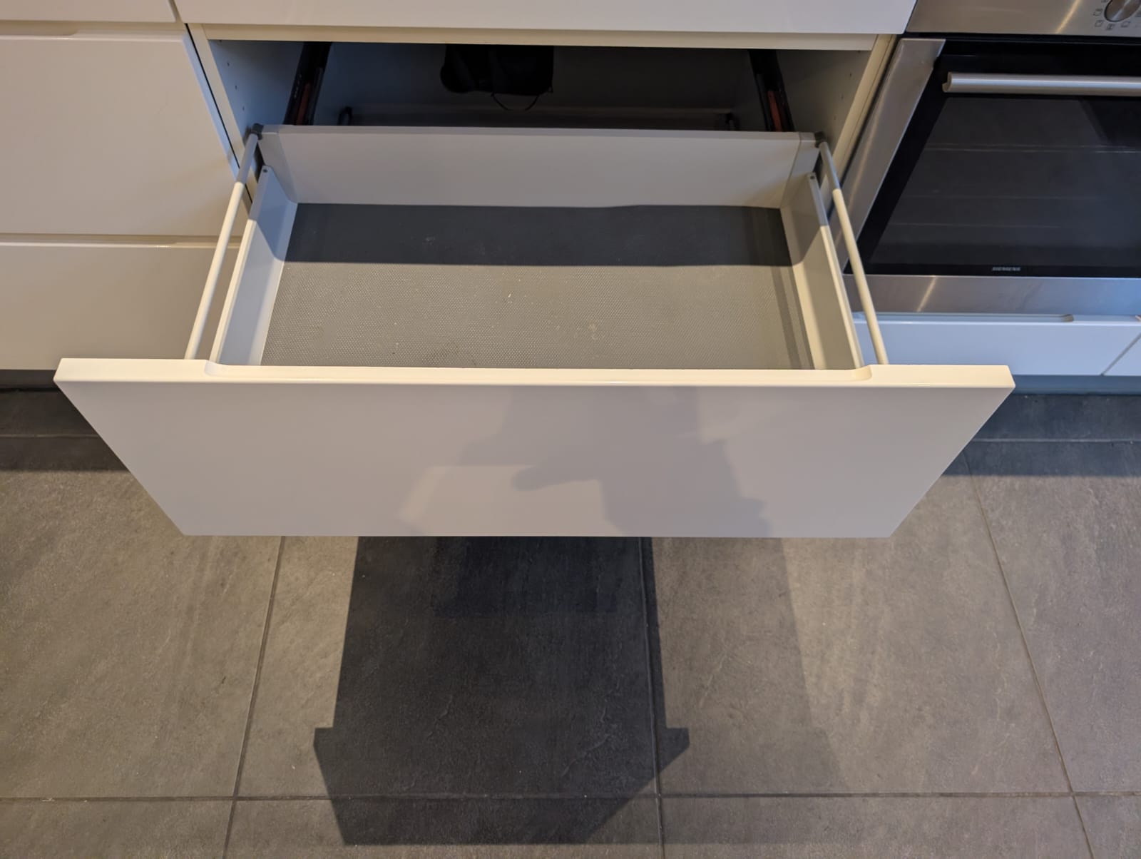 02520 - Witte schiereiland keuken