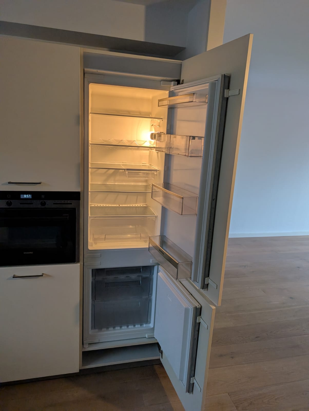 02422 - Witte hoekkeuken