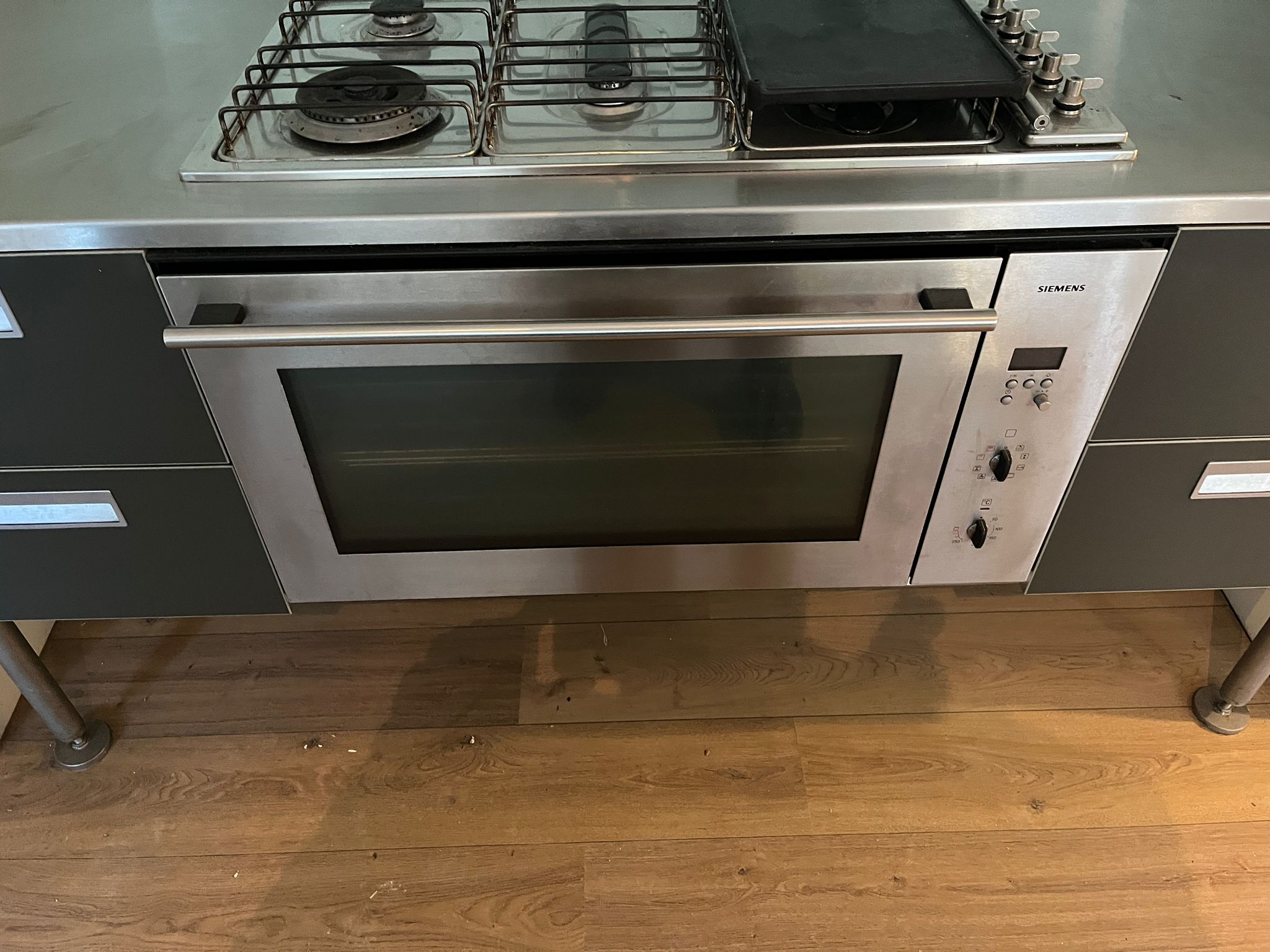 02852 - Industriële keuken