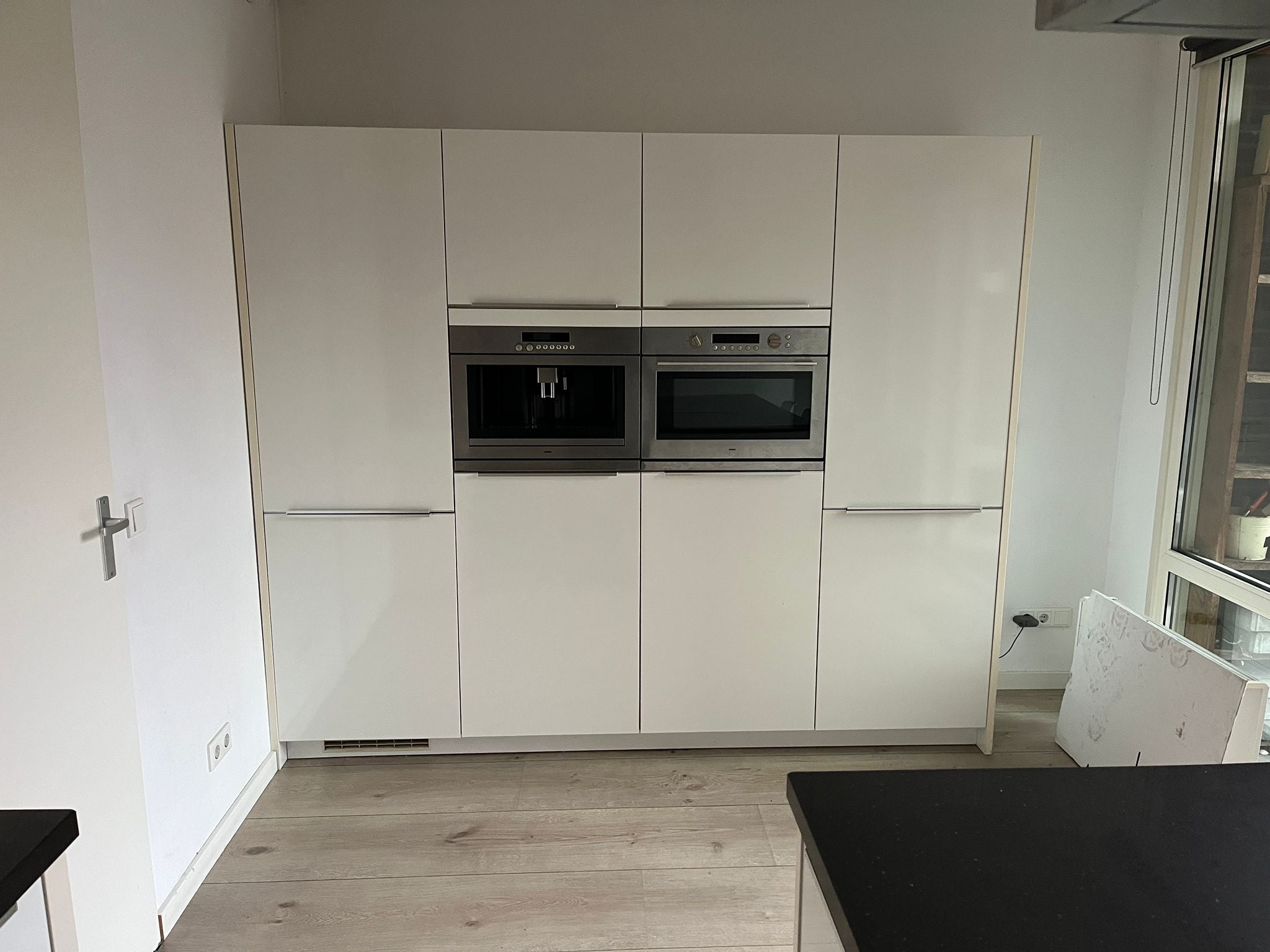 02890 - Witte schiereiland keuken