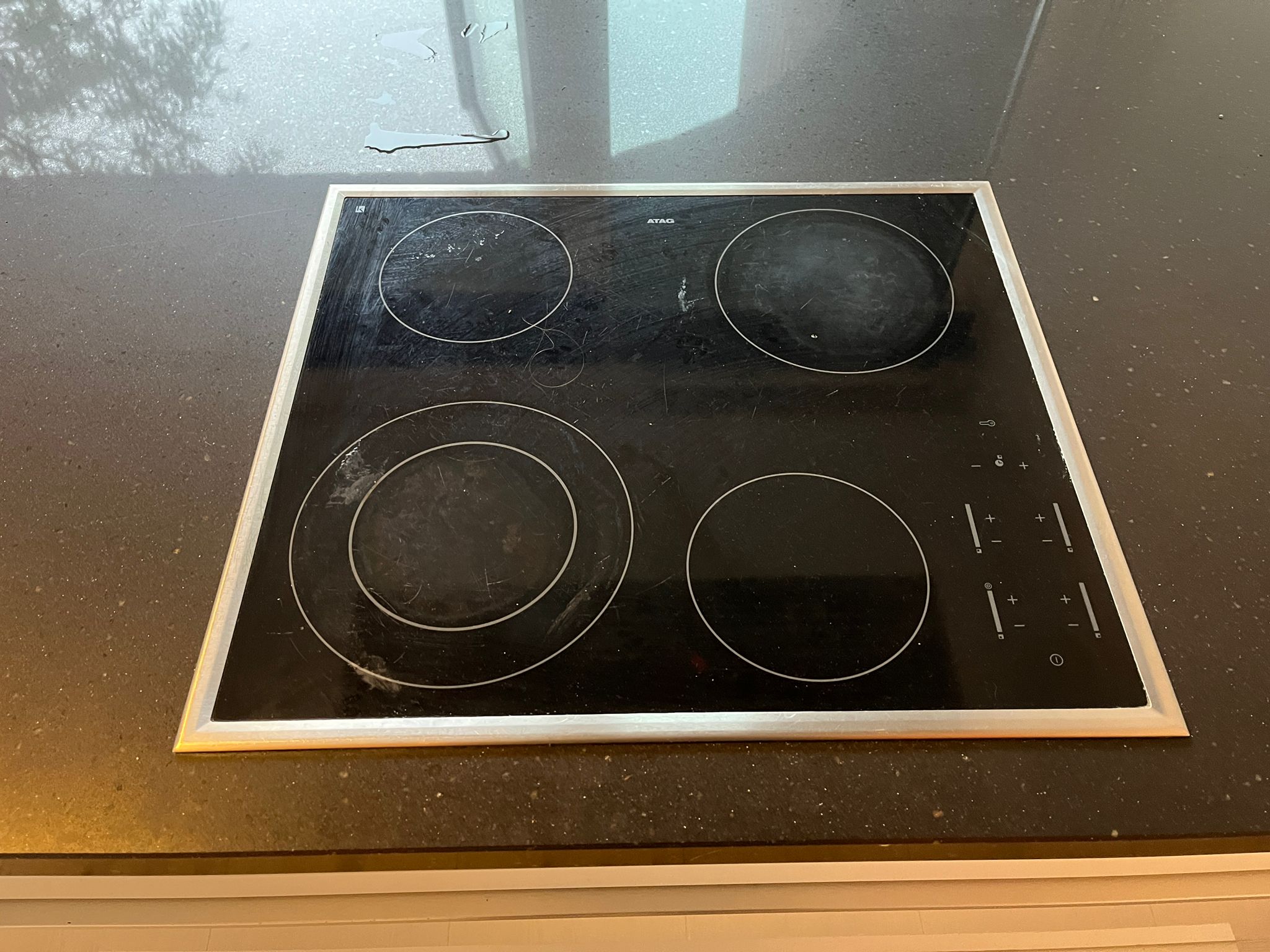 02890 - Witte schiereiland keuken