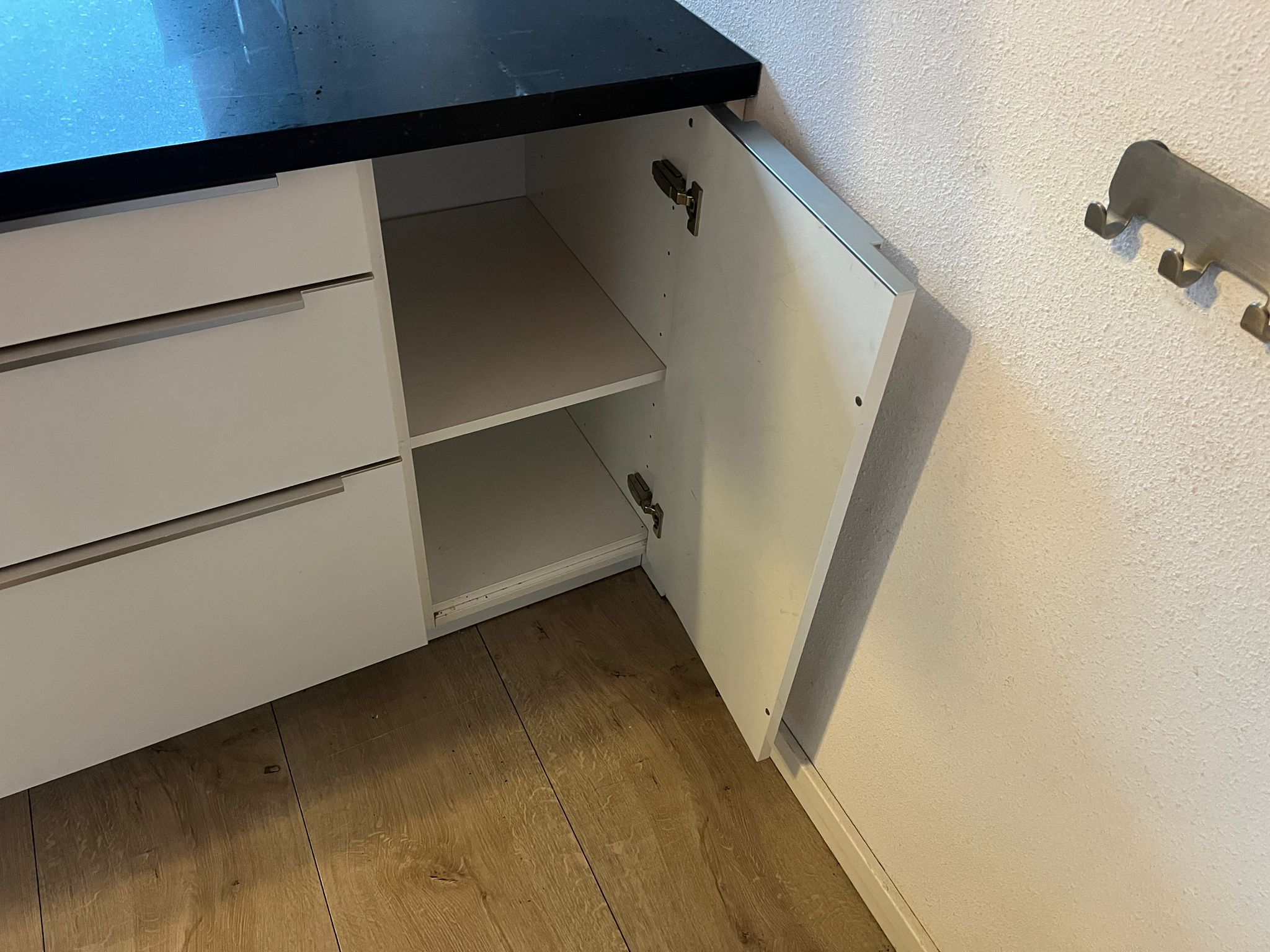 02890 - Witte schiereiland keuken