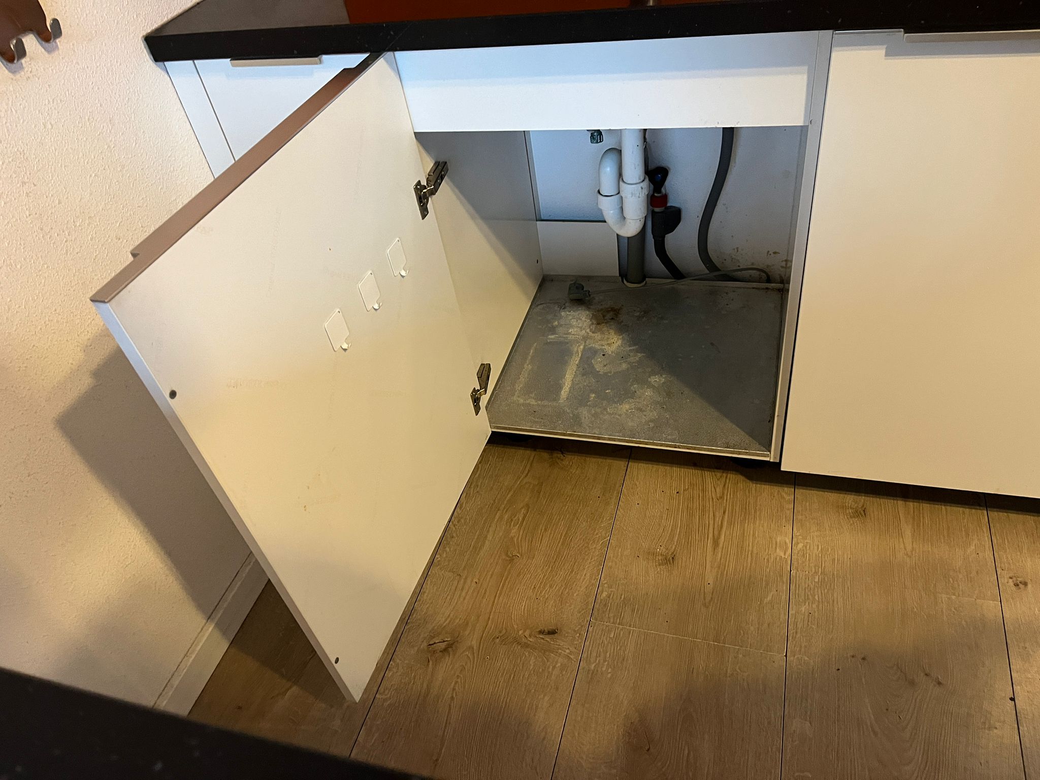 02890 - Witte schiereiland keuken