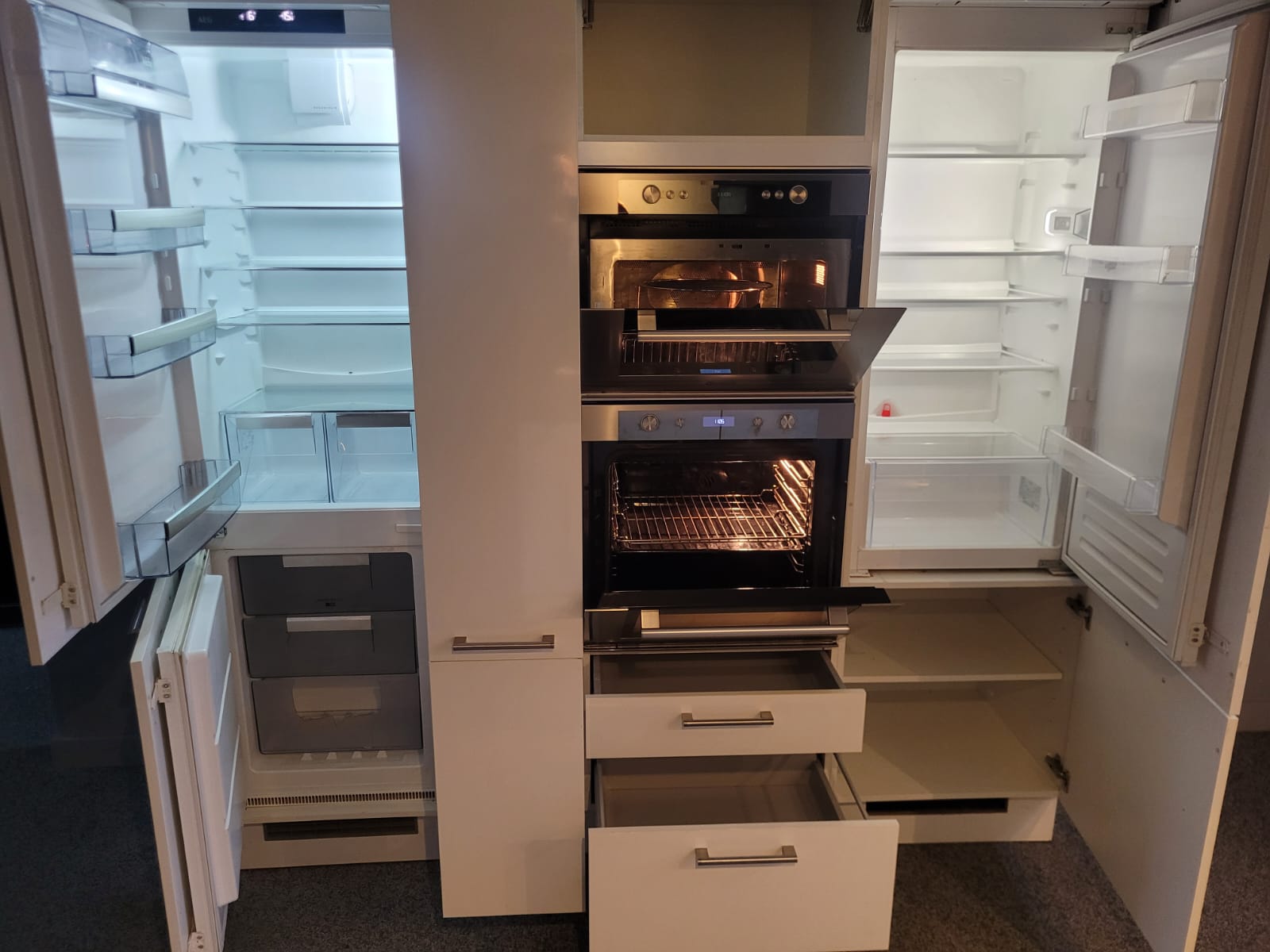 02748 - Witte hoekkeuken