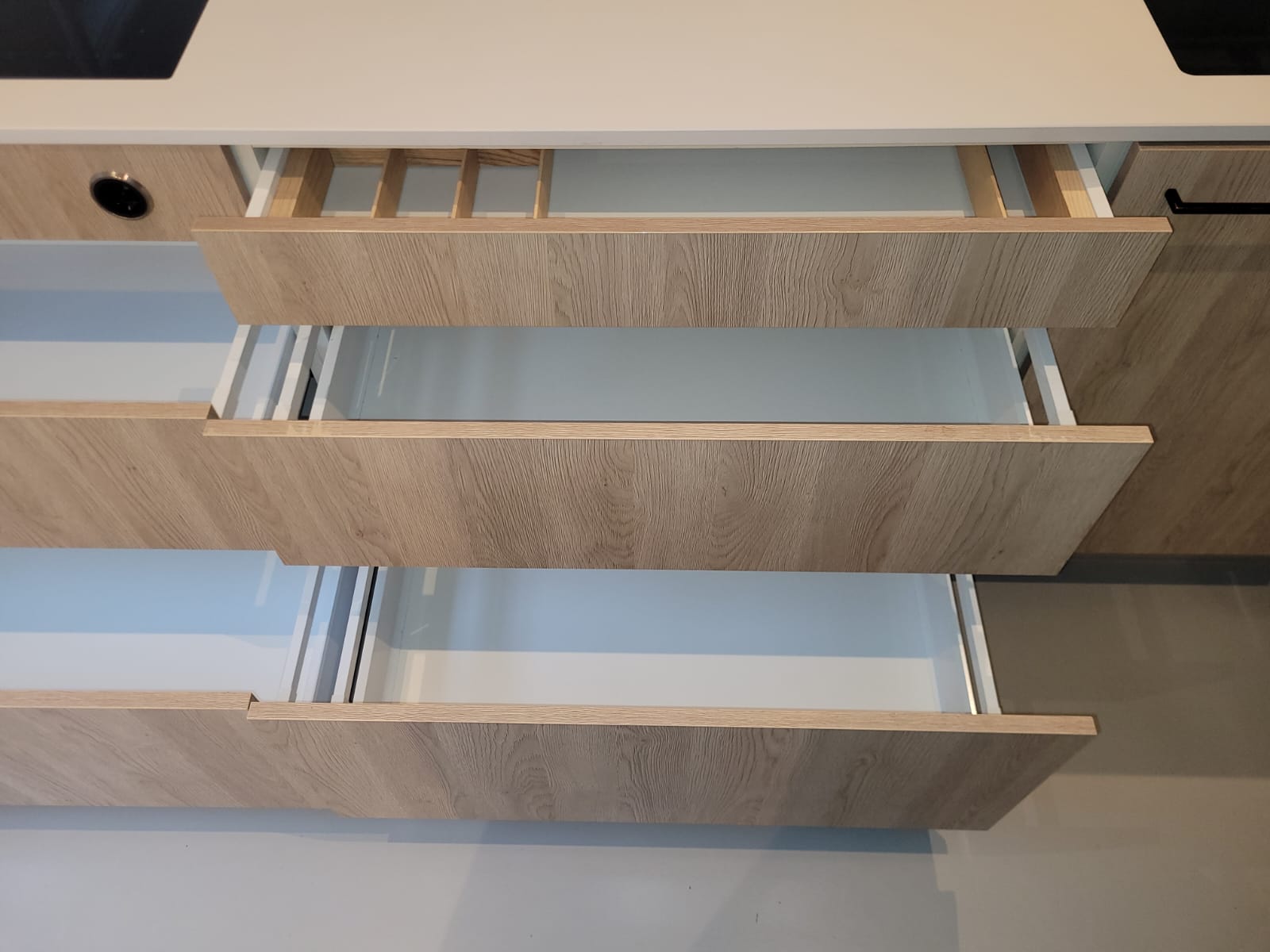 02756 - Witte schiereiland keuken