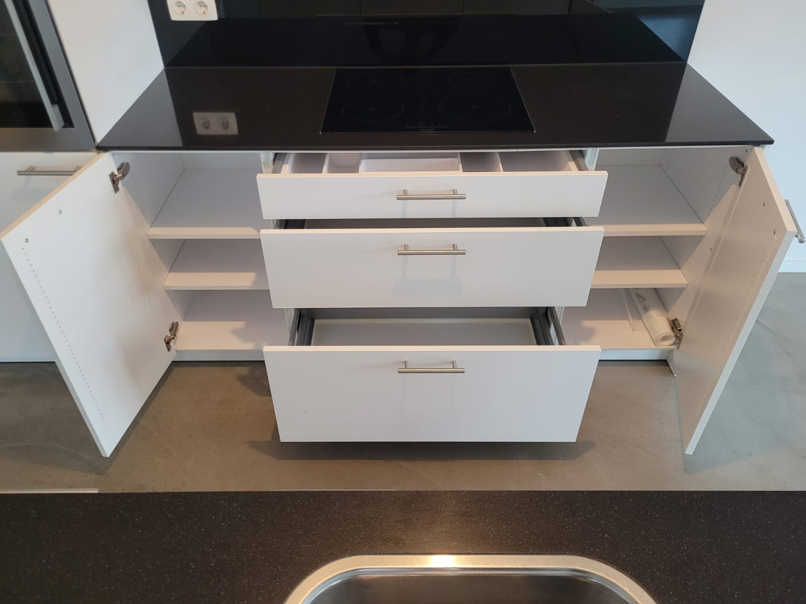 02914 - Witte eilandkeuken