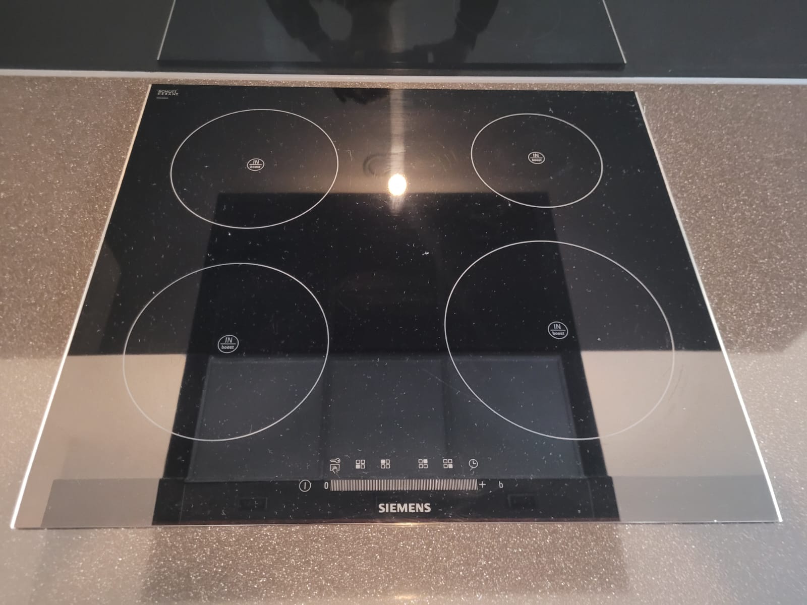 02914 - Witte eilandkeuken