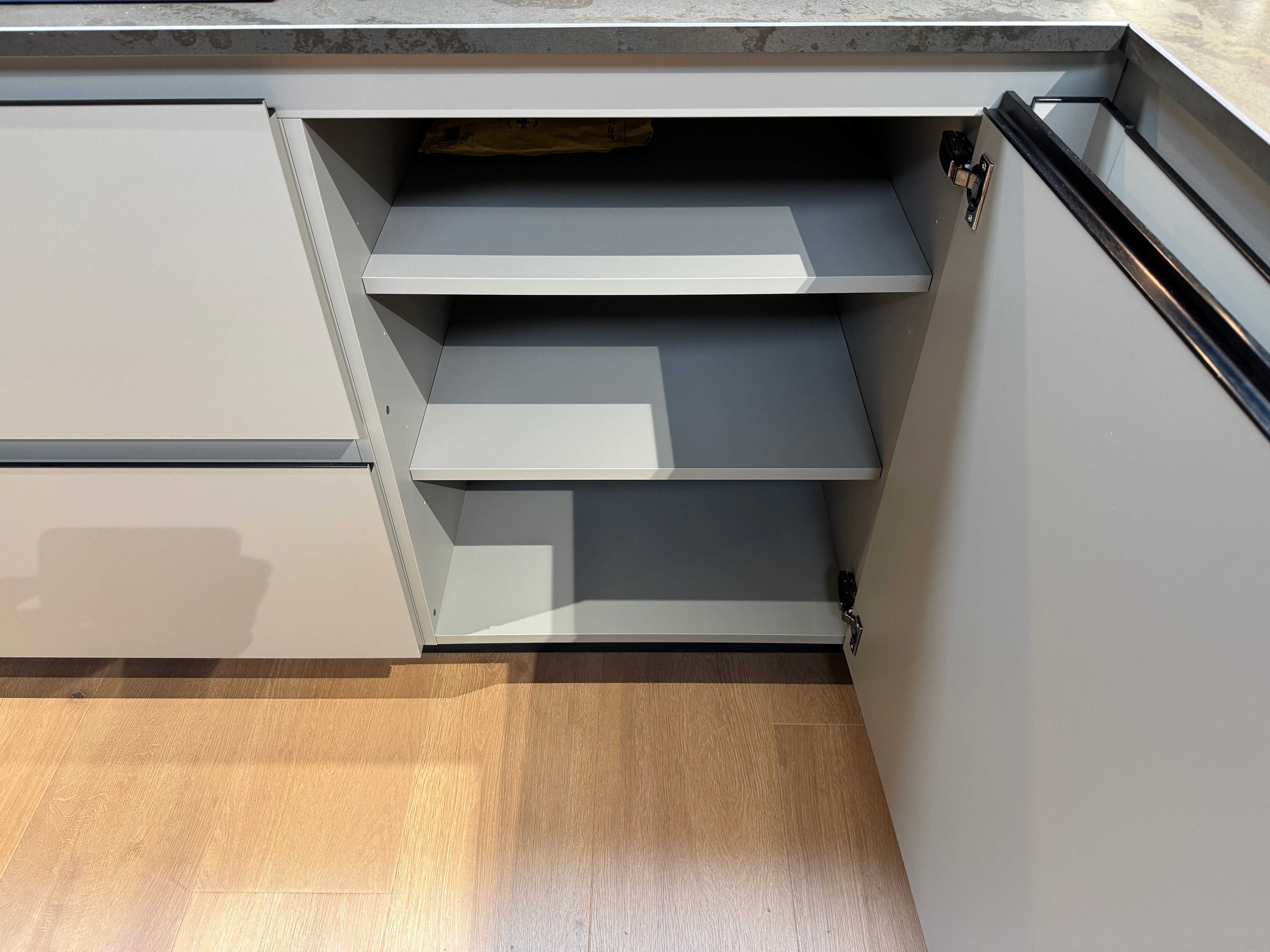33983 - Grey island kitchen from Rotpunkt with Dekton top