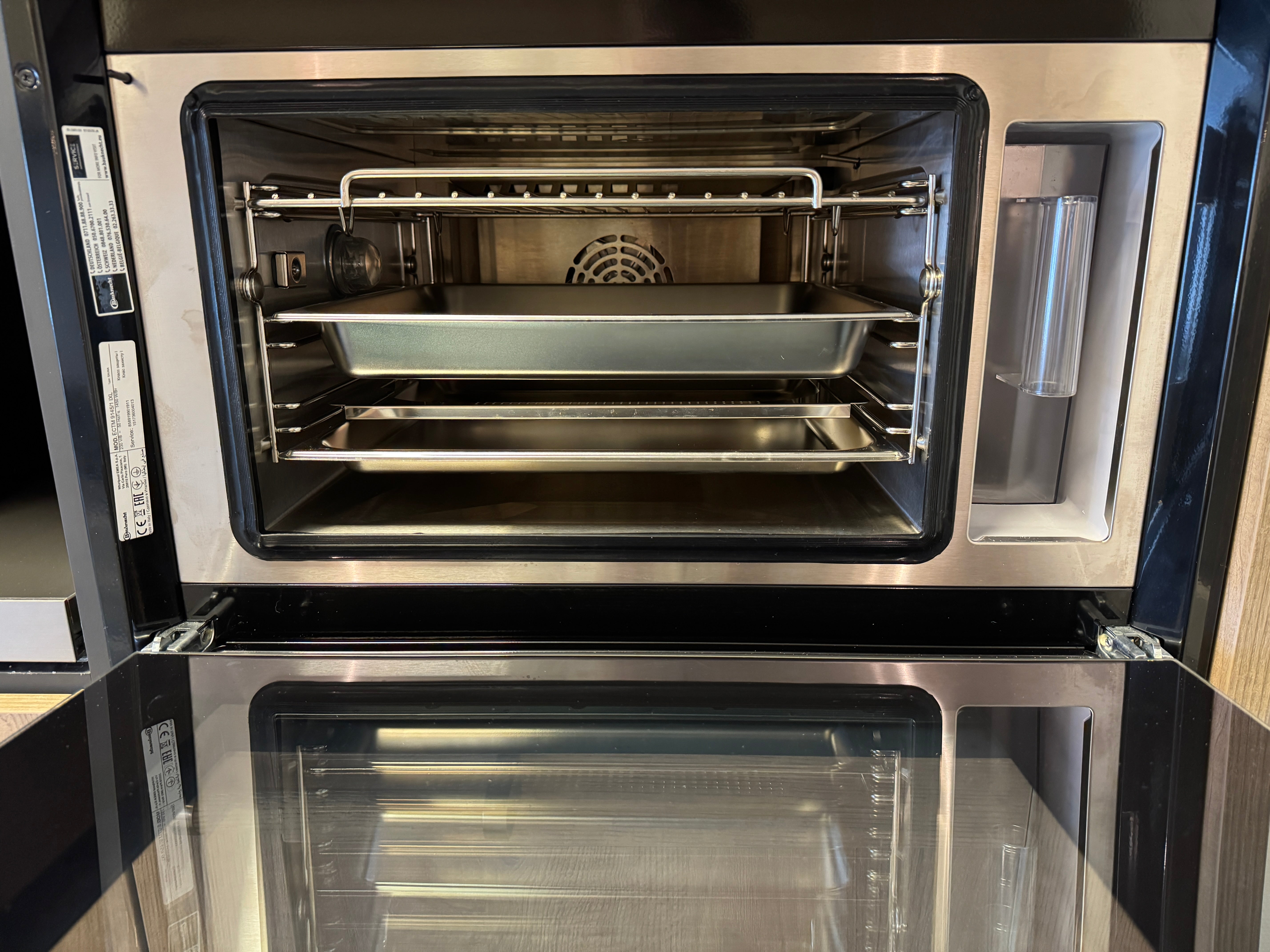00833 - Landelijke parallel keuken