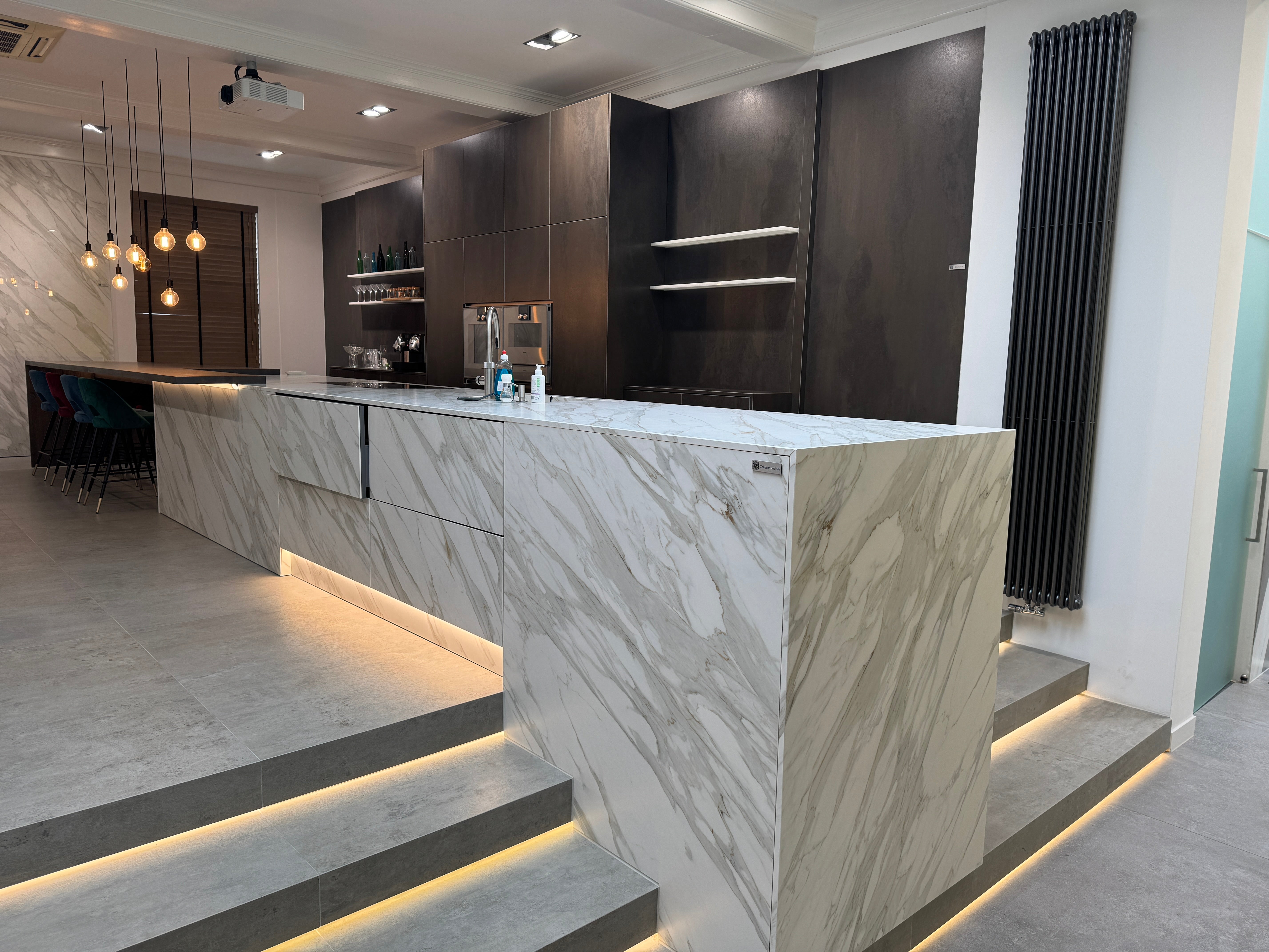 01069 - Luxe Neolith gebruikerskeuken