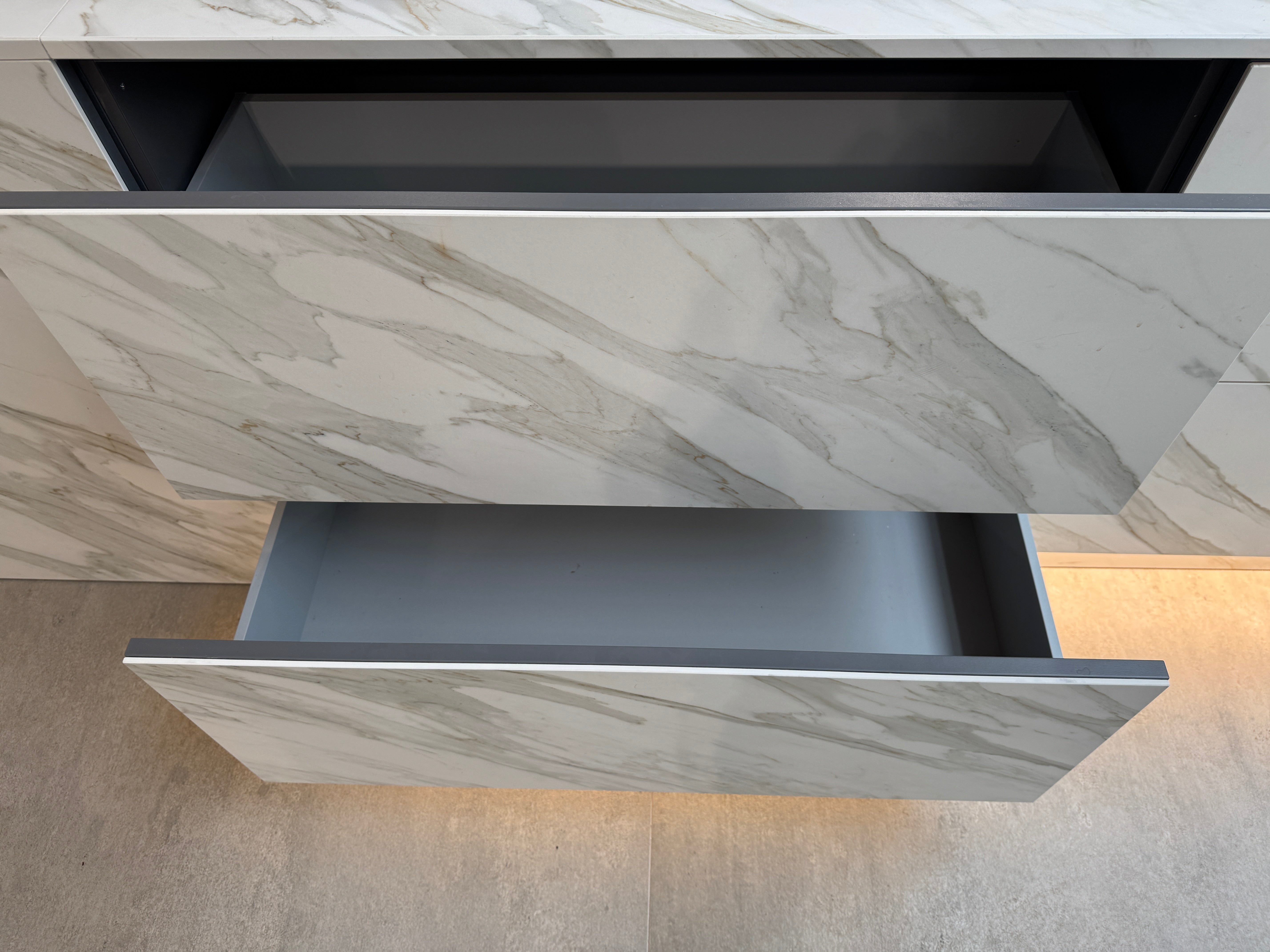 01069 - Luxe Neolith gebruikerskeuken