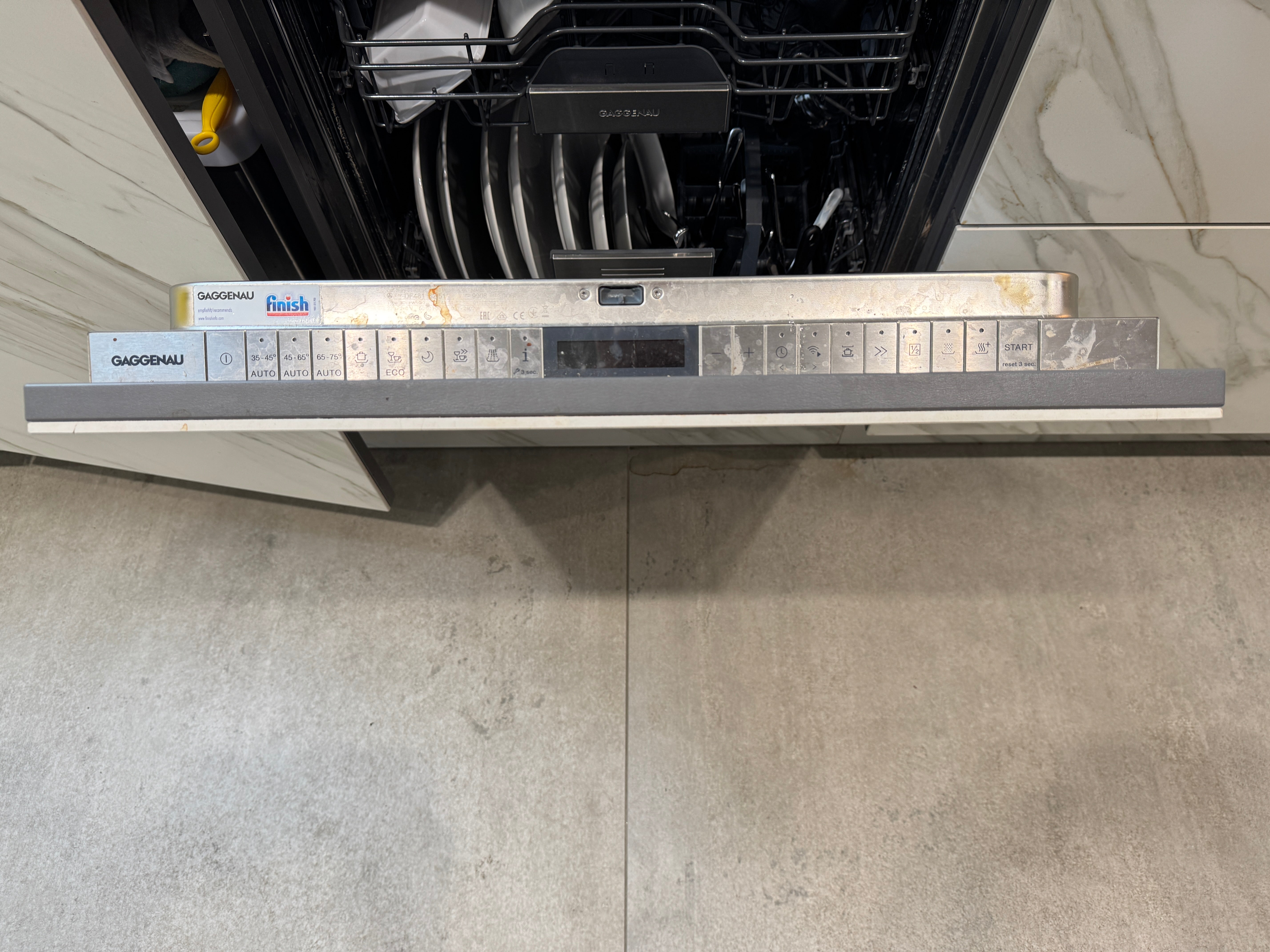 01069 - Luxe Neolith gebruikerskeuken