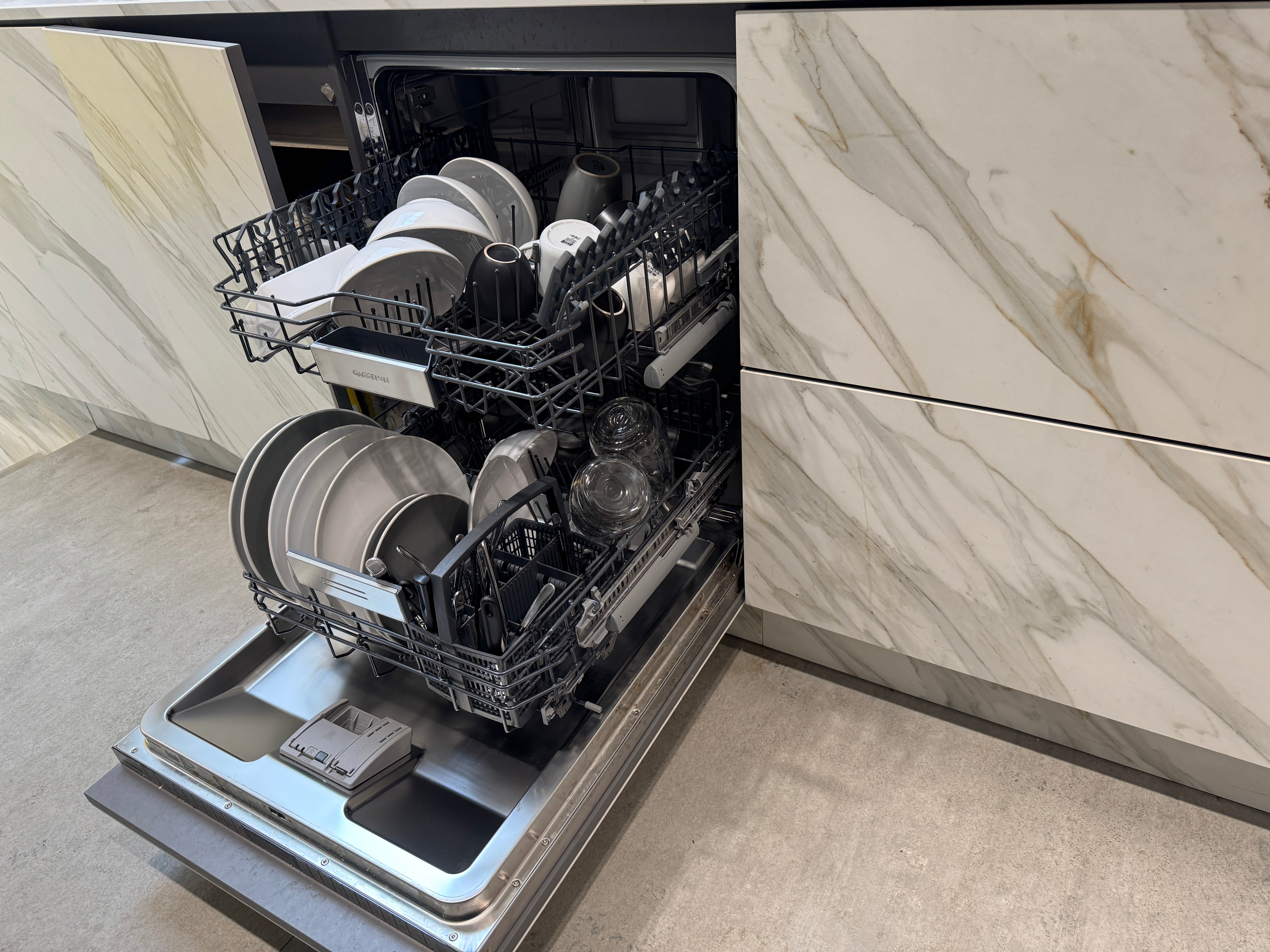 01069 - Luxe Neolith gebruikerskeuken