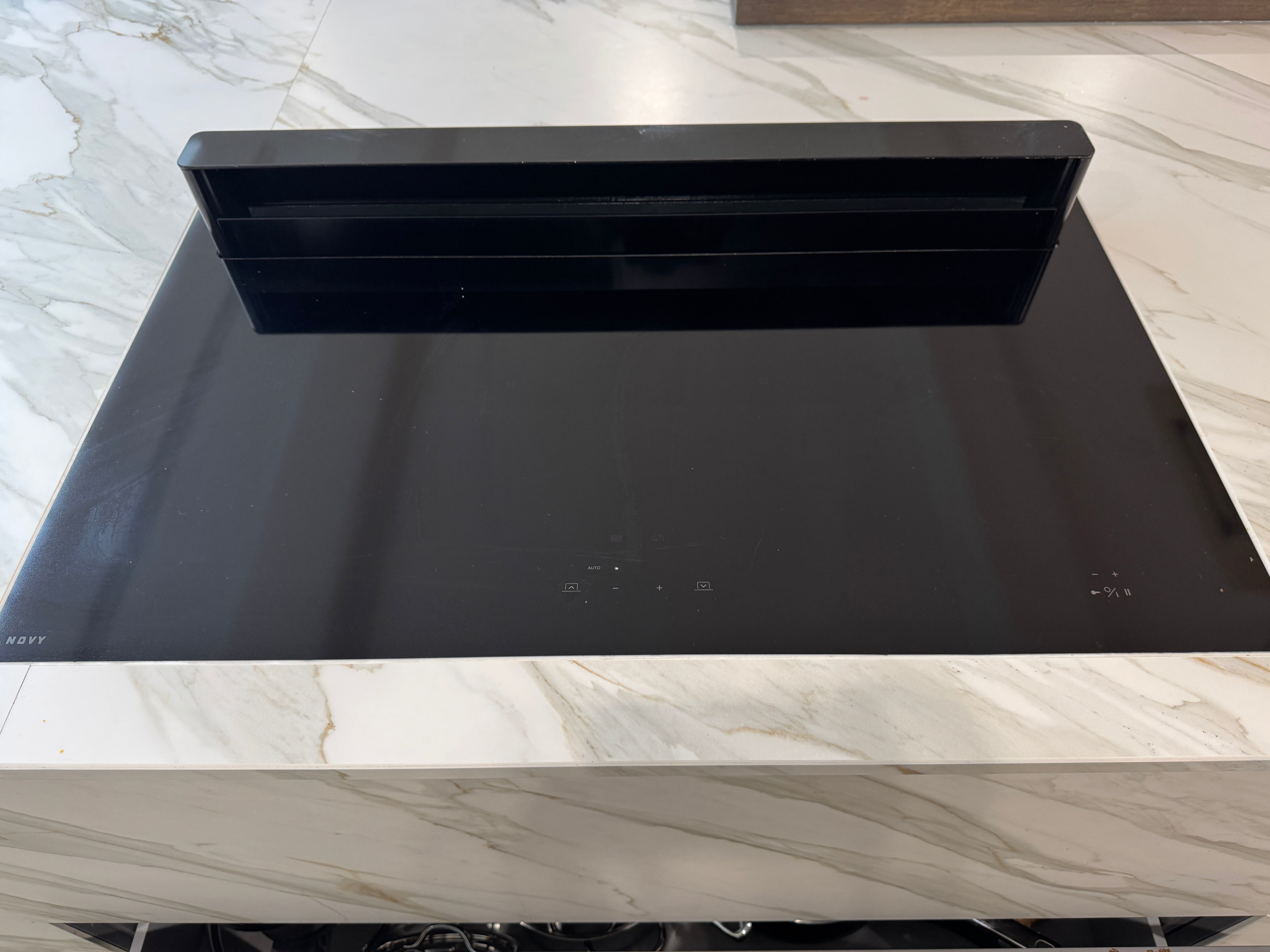 01069 - Luxe Neolith gebruikerskeuken