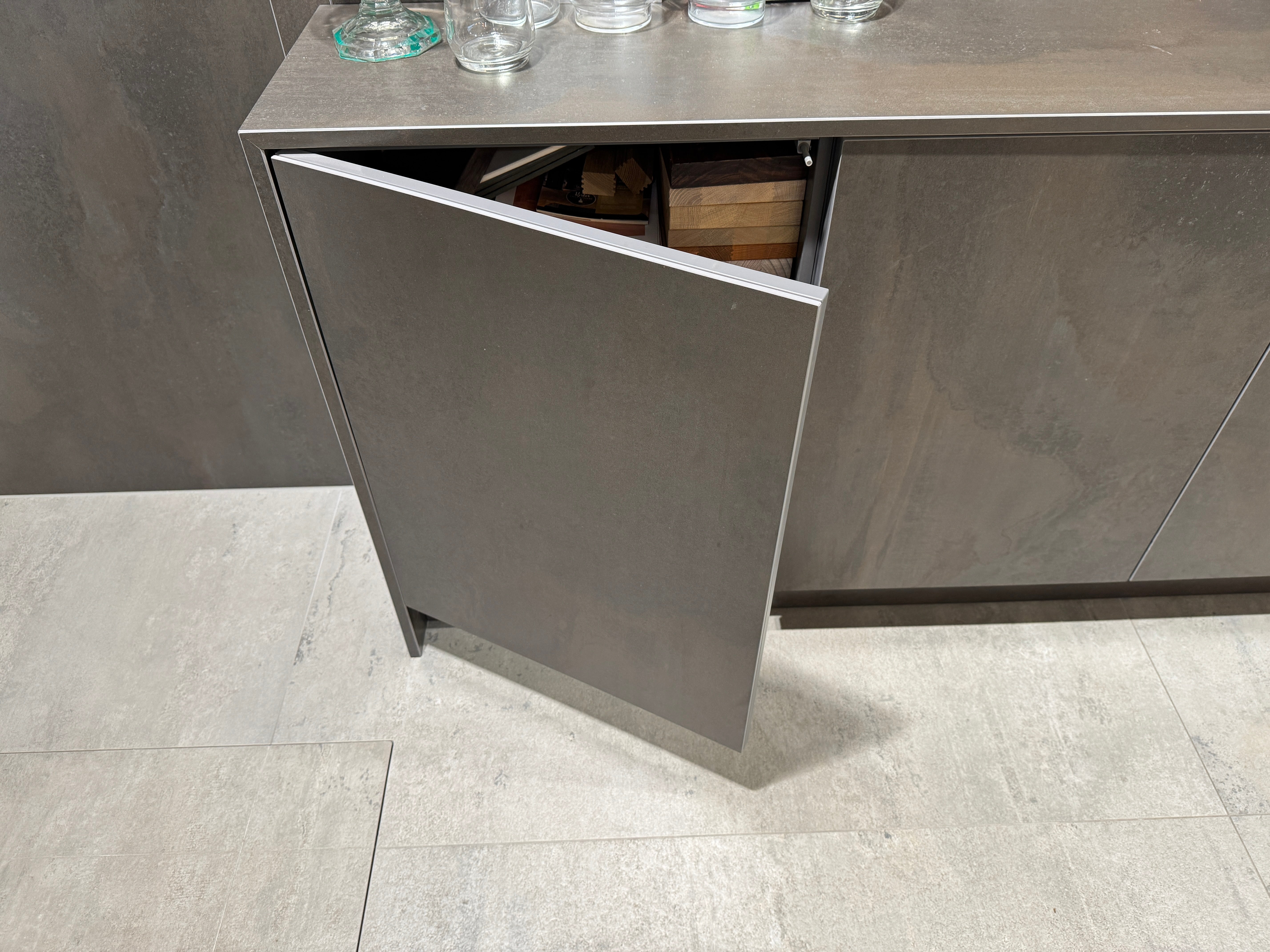 01069 - Luxe Neolith gebruikerskeuken
