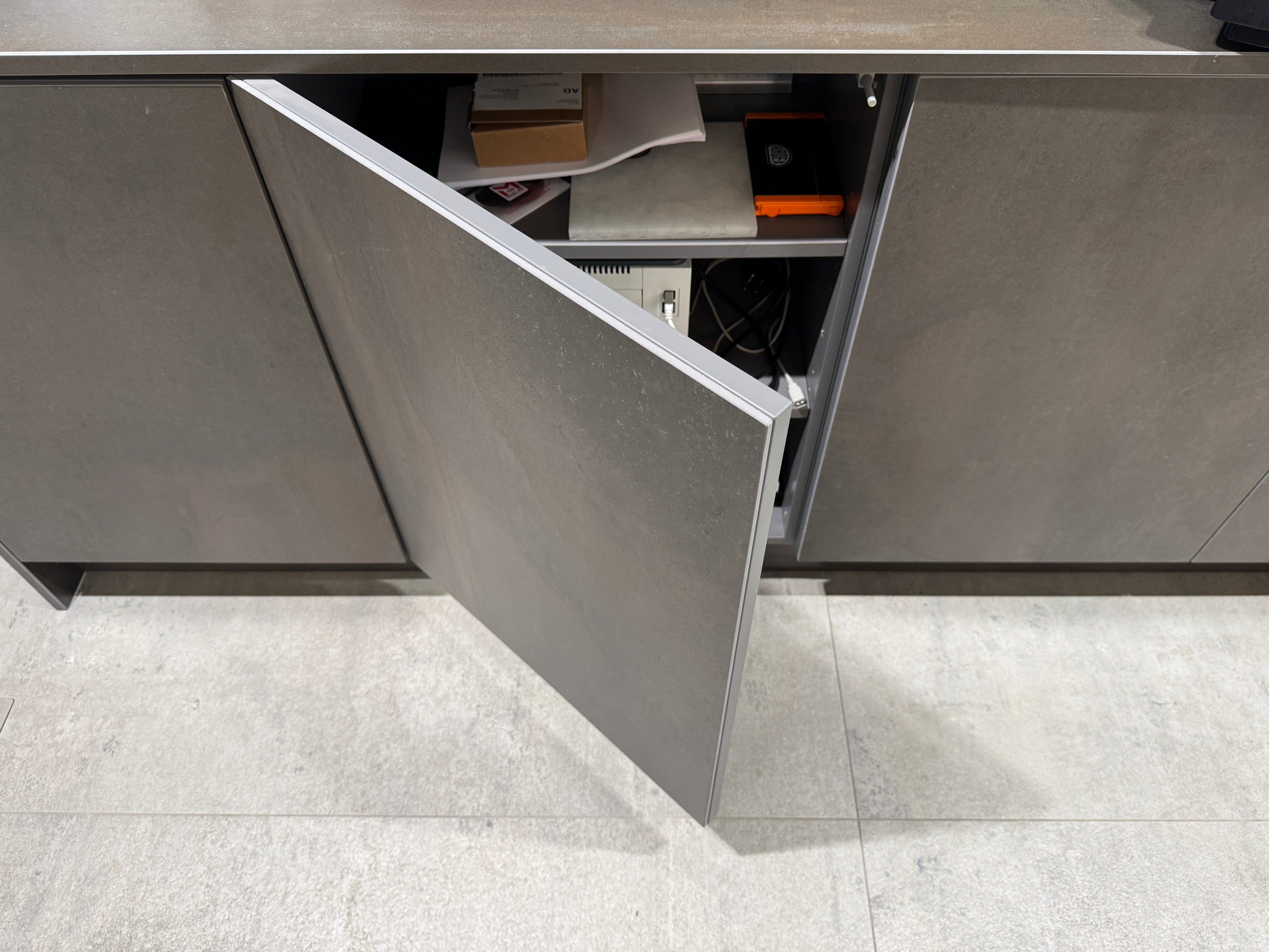 01069 - Luxe Neolith gebruikerskeuken