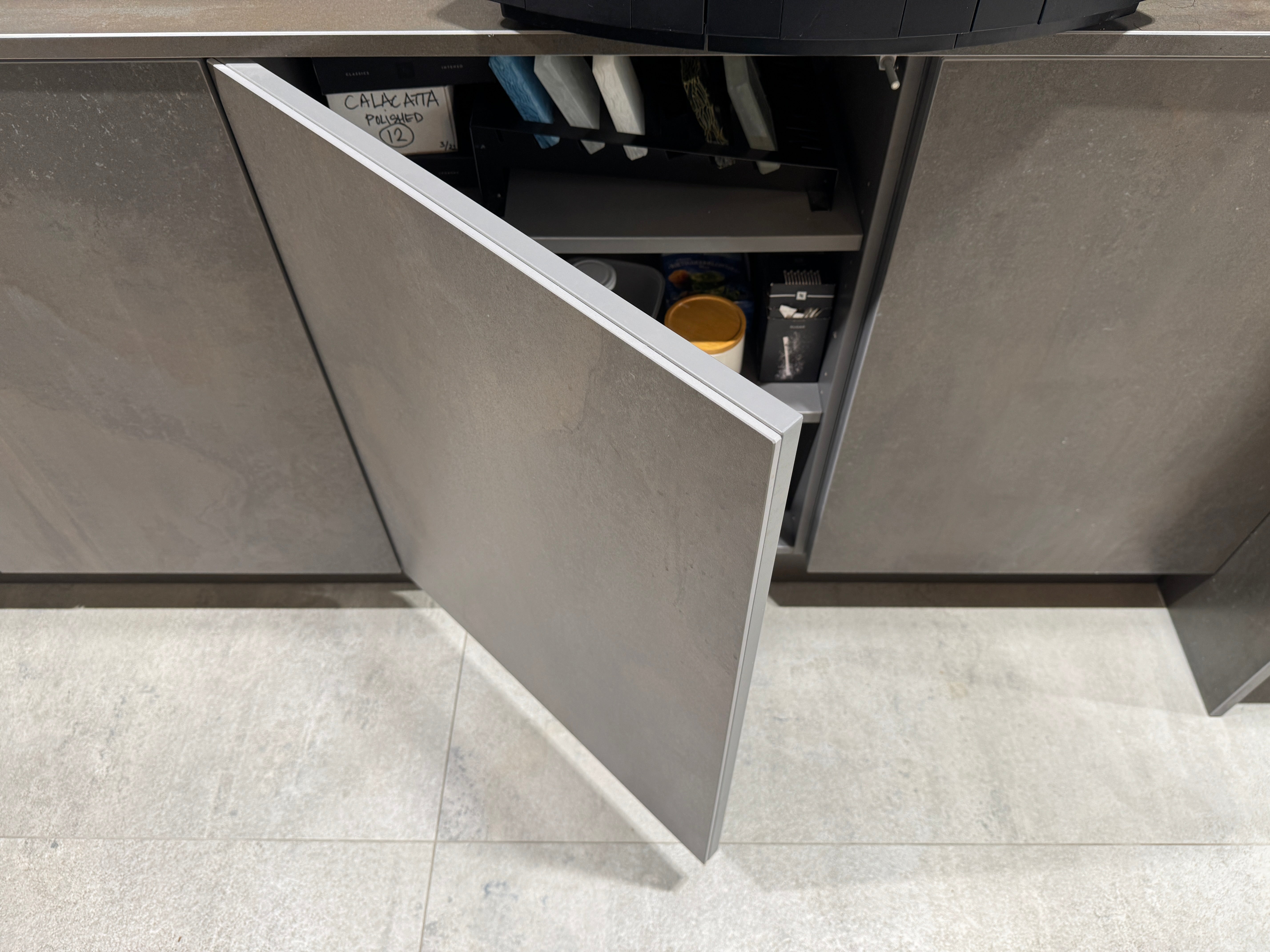 01069 - Luxe Neolith gebruikerskeuken