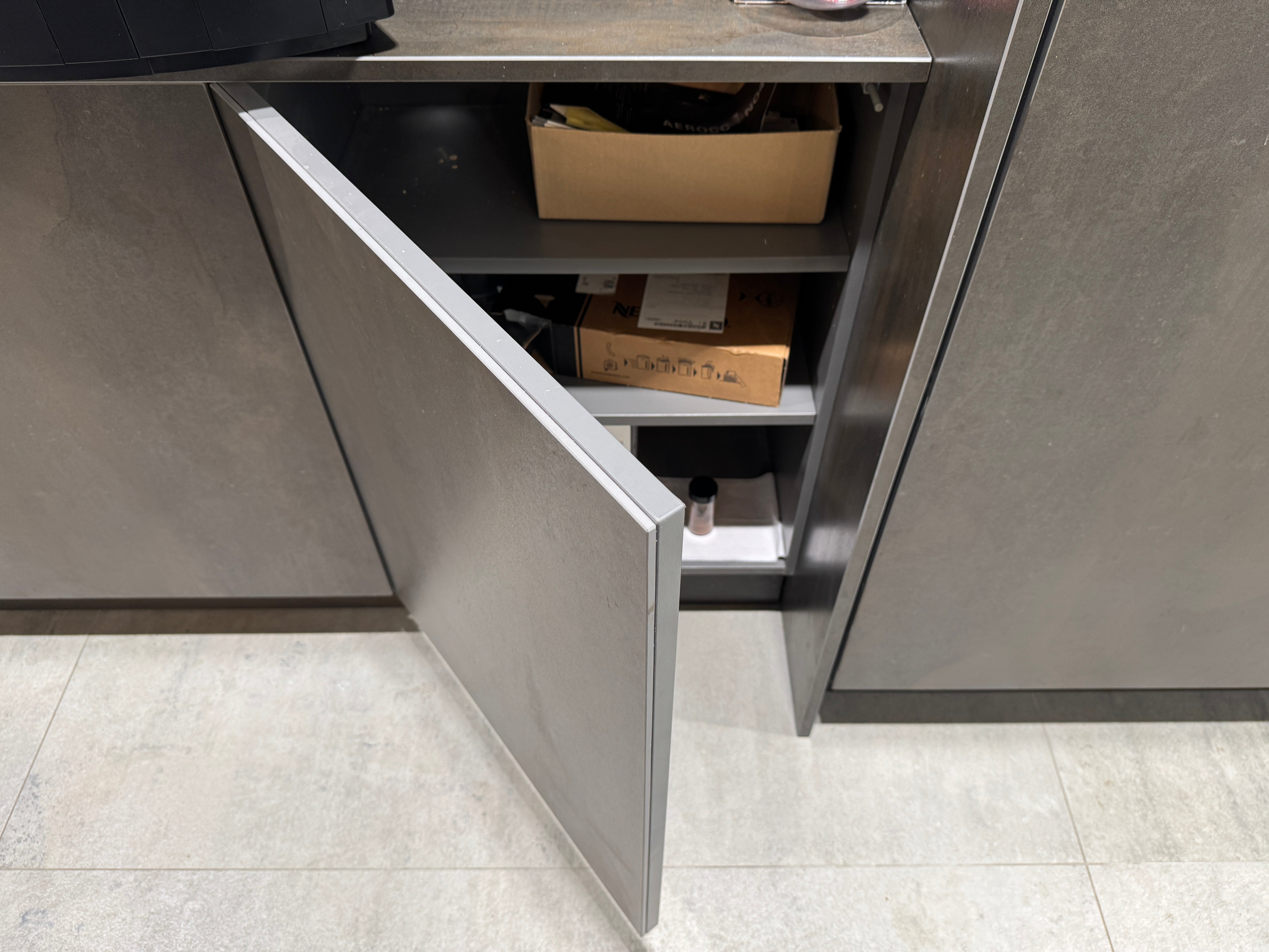 01069 - Luxe Neolith gebruikerskeuken