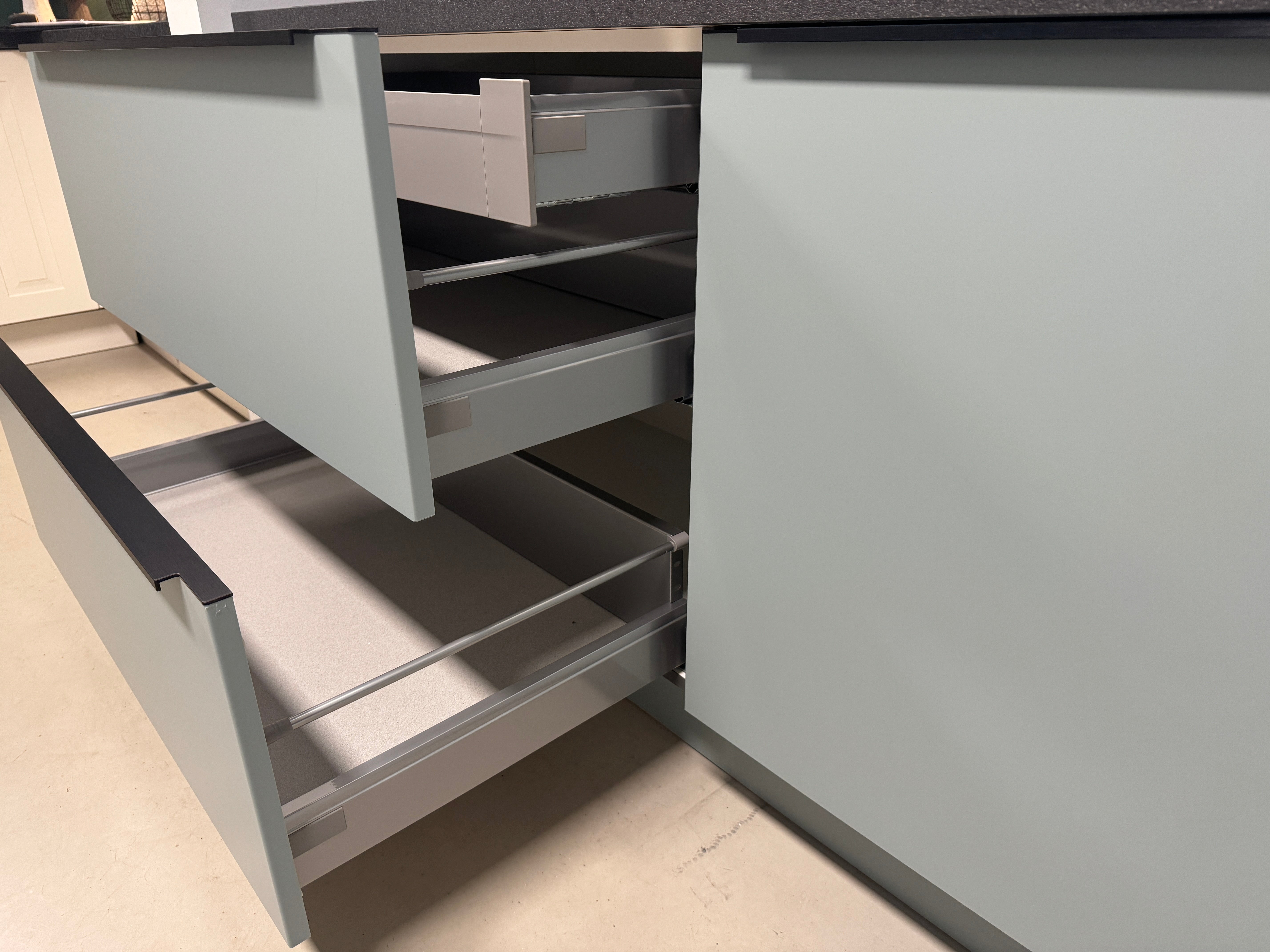 00398 - Moderne aqua supermat keuken
