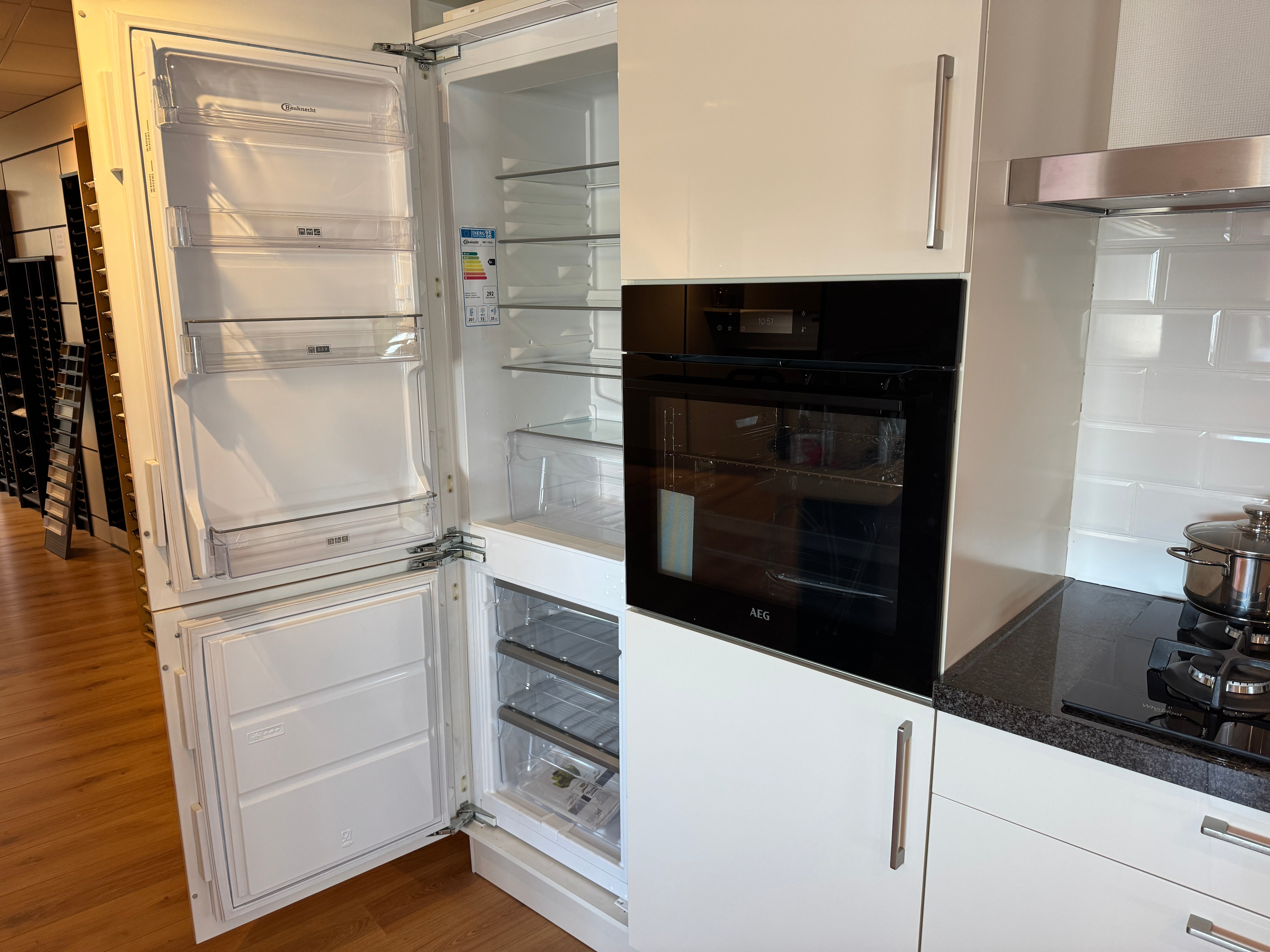 01091 - Hoogglans witte keuken