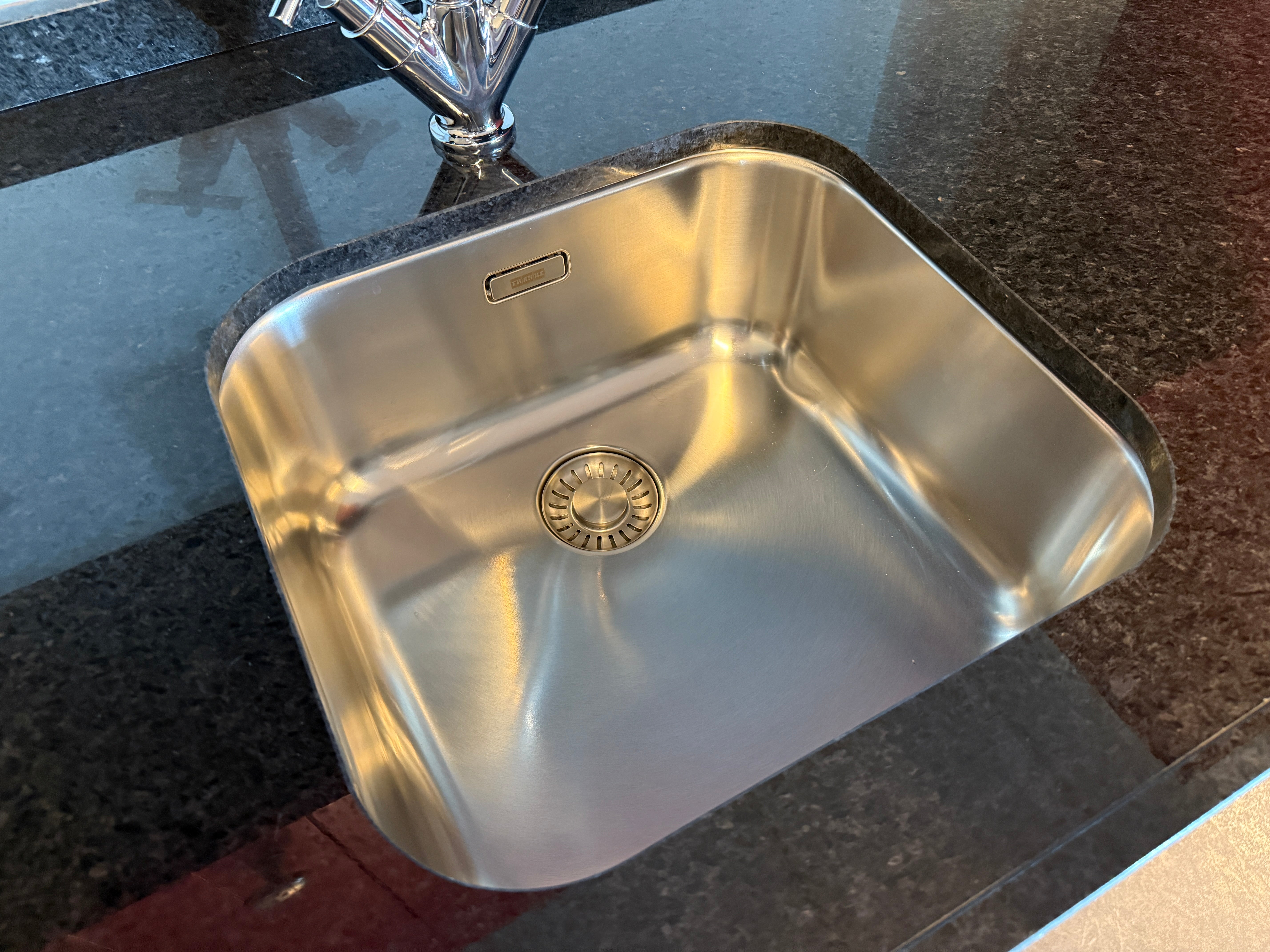 01436 - Keller landelijke keuken