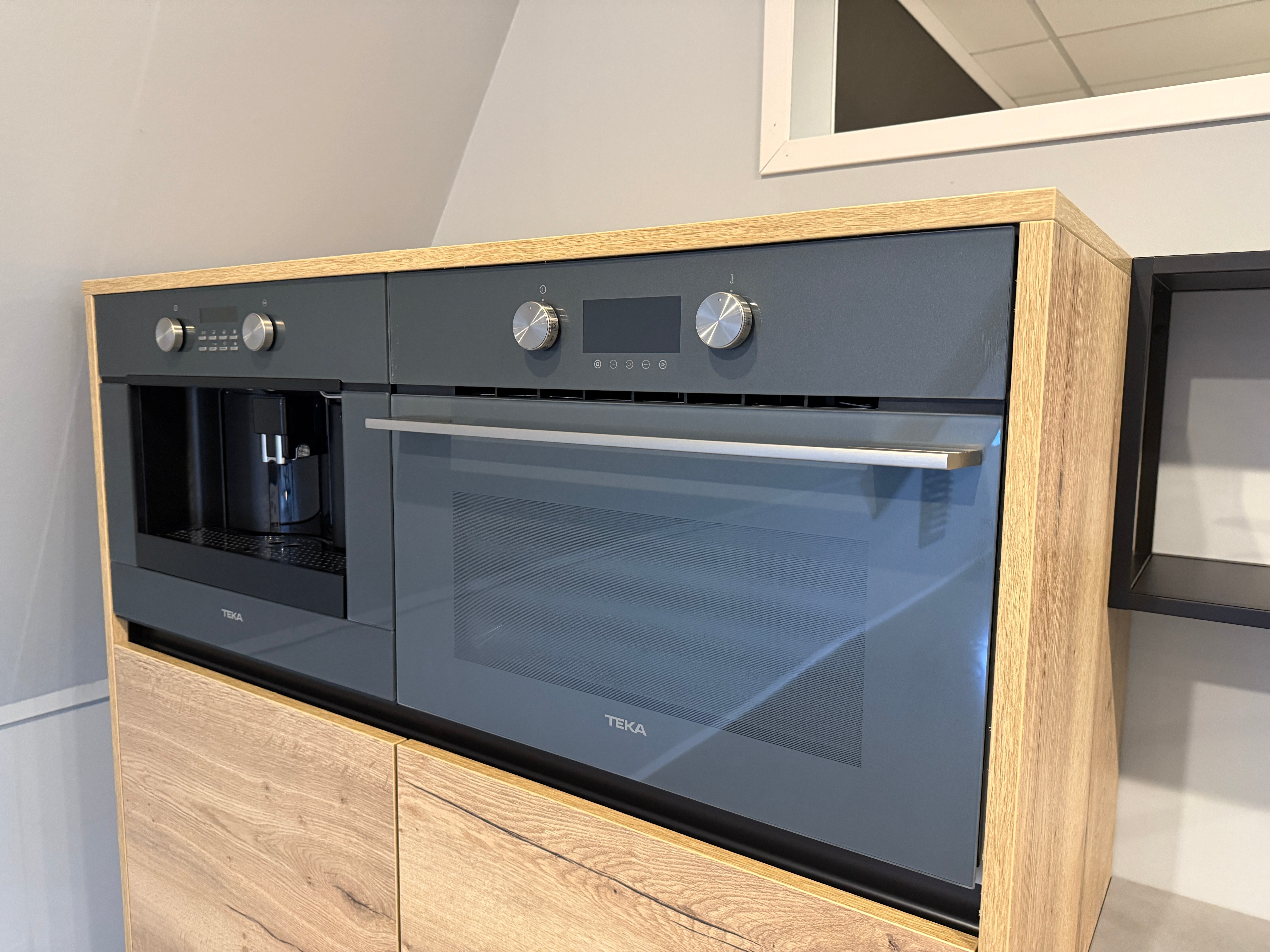 01452 - Keller rechte keuken