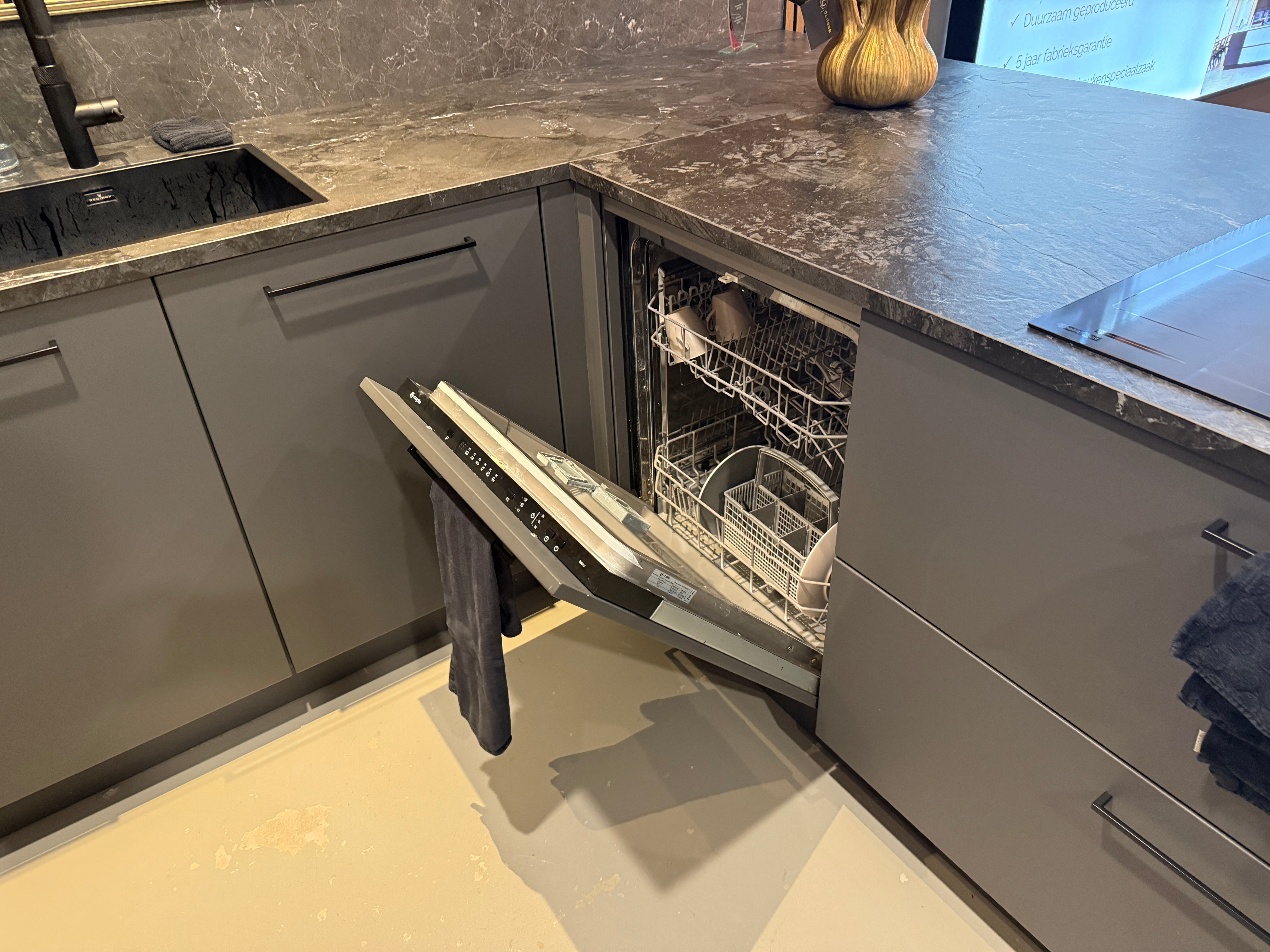 01460 - Keller schiereiland keuken