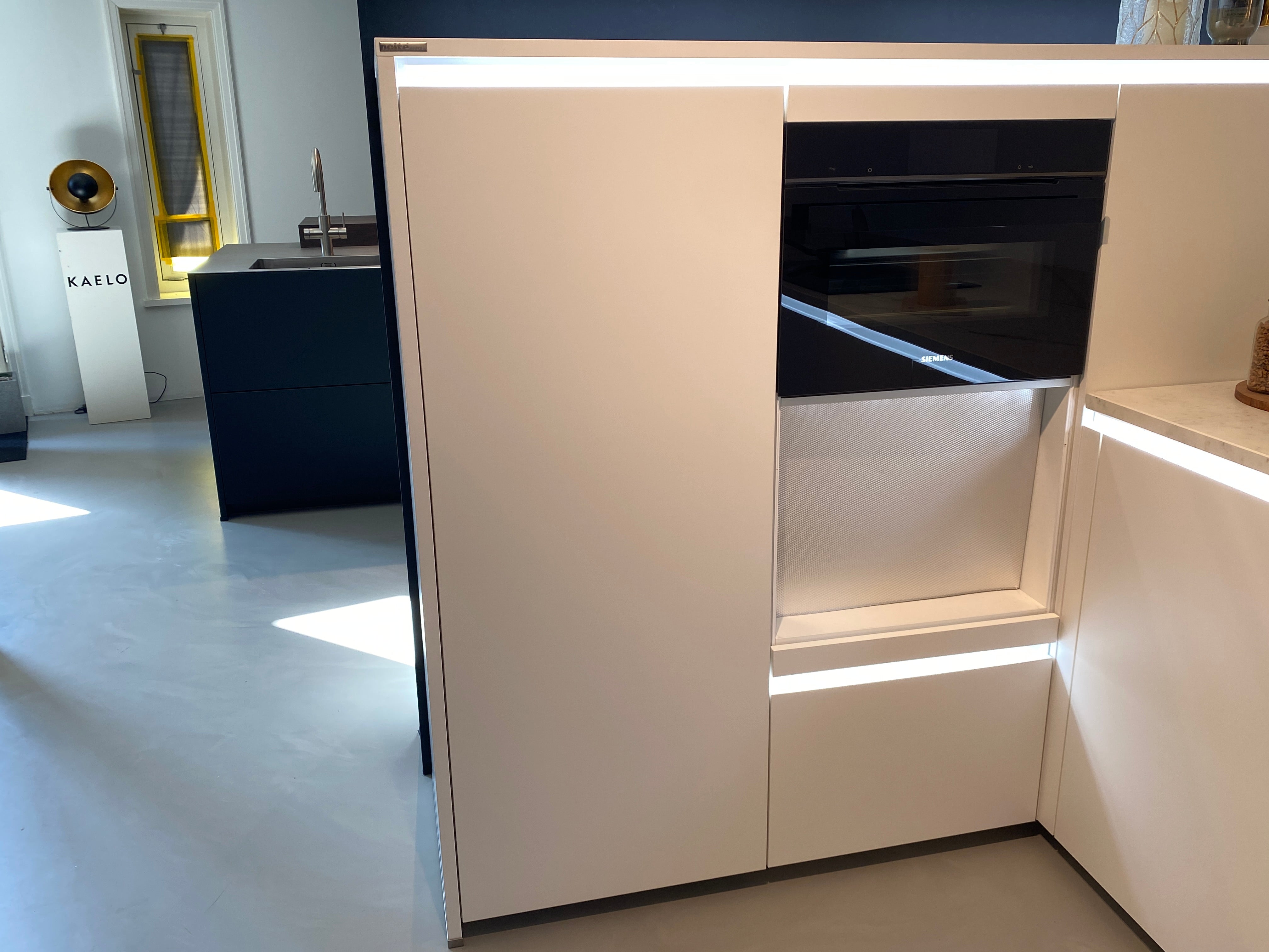 01492 - Witte schiereiland keuken