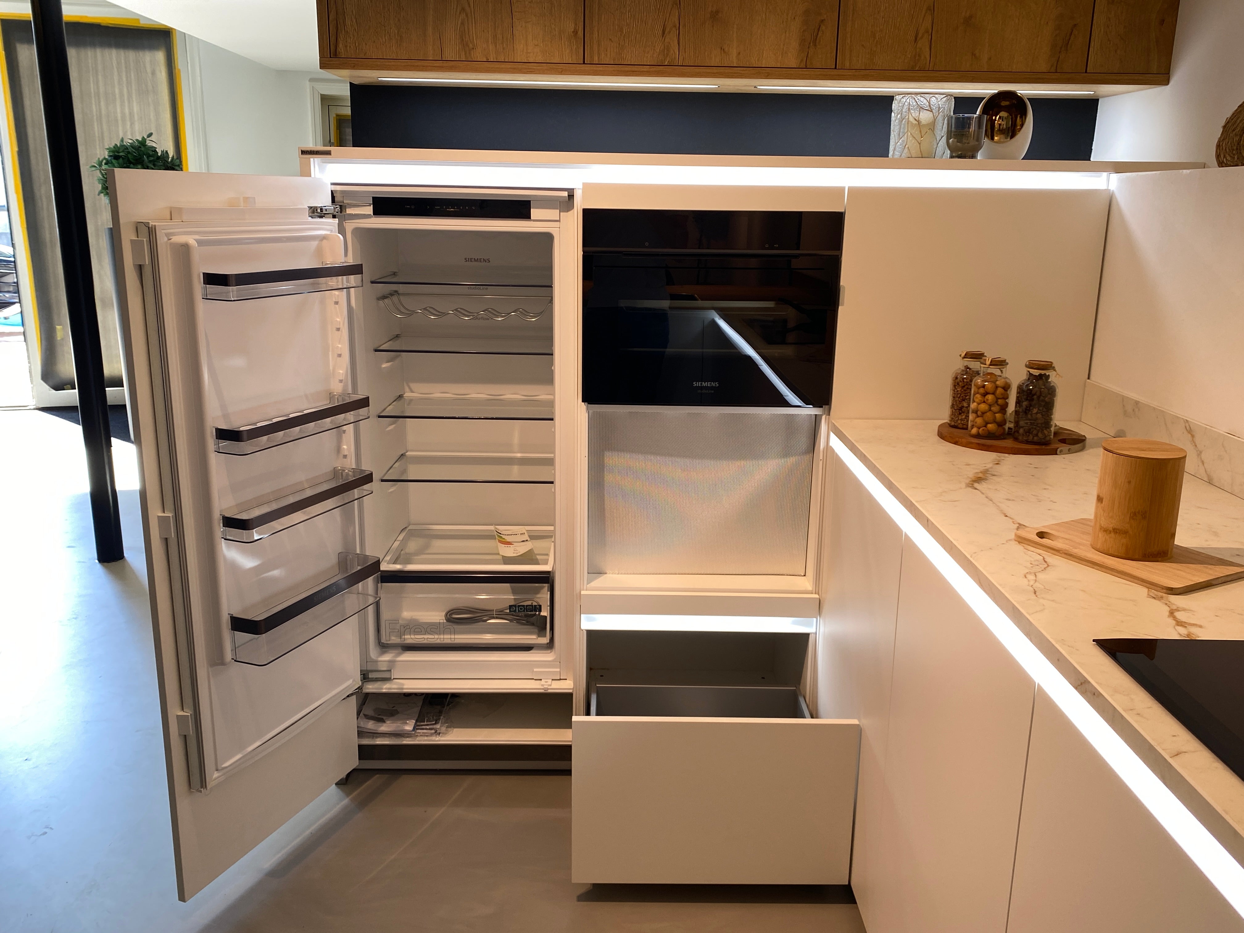 01492 - Witte schiereiland keuken
