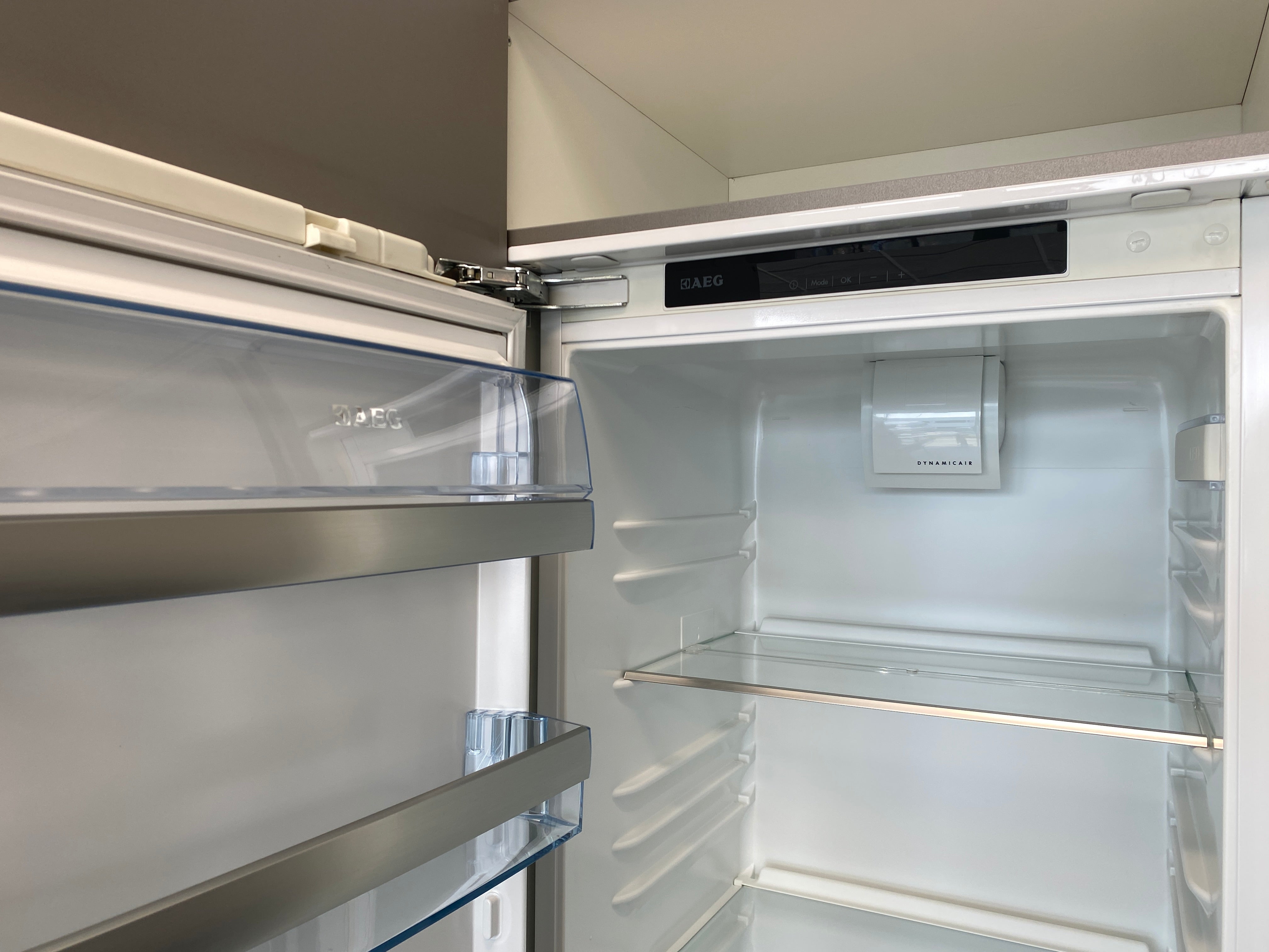 01827 - Grijze eilandkeuken
