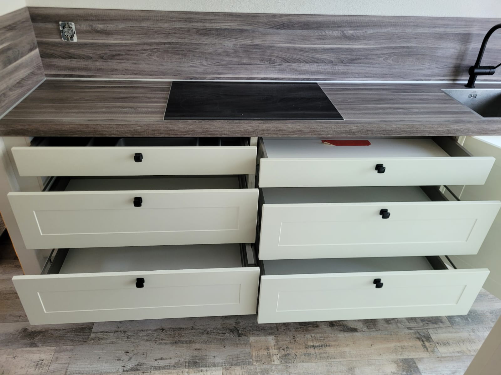 01266 - Landelijk witte keuken