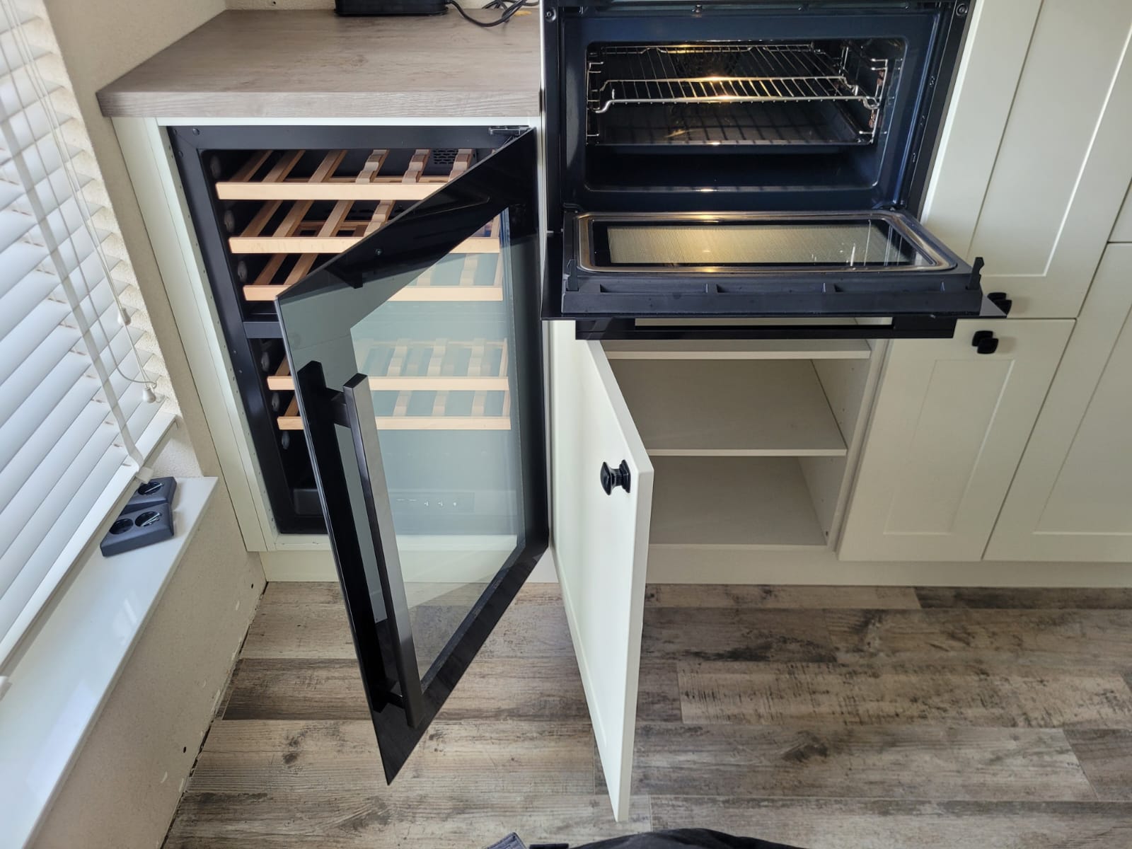 01266 - Landelijk witte keuken
