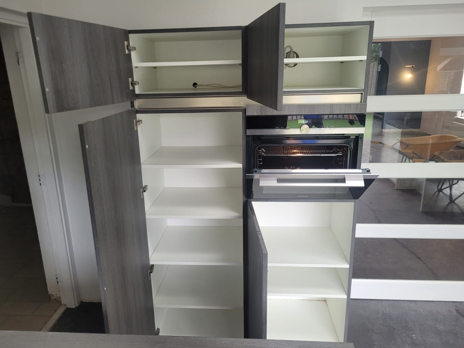 01486 - Moderne schiereiland keuken