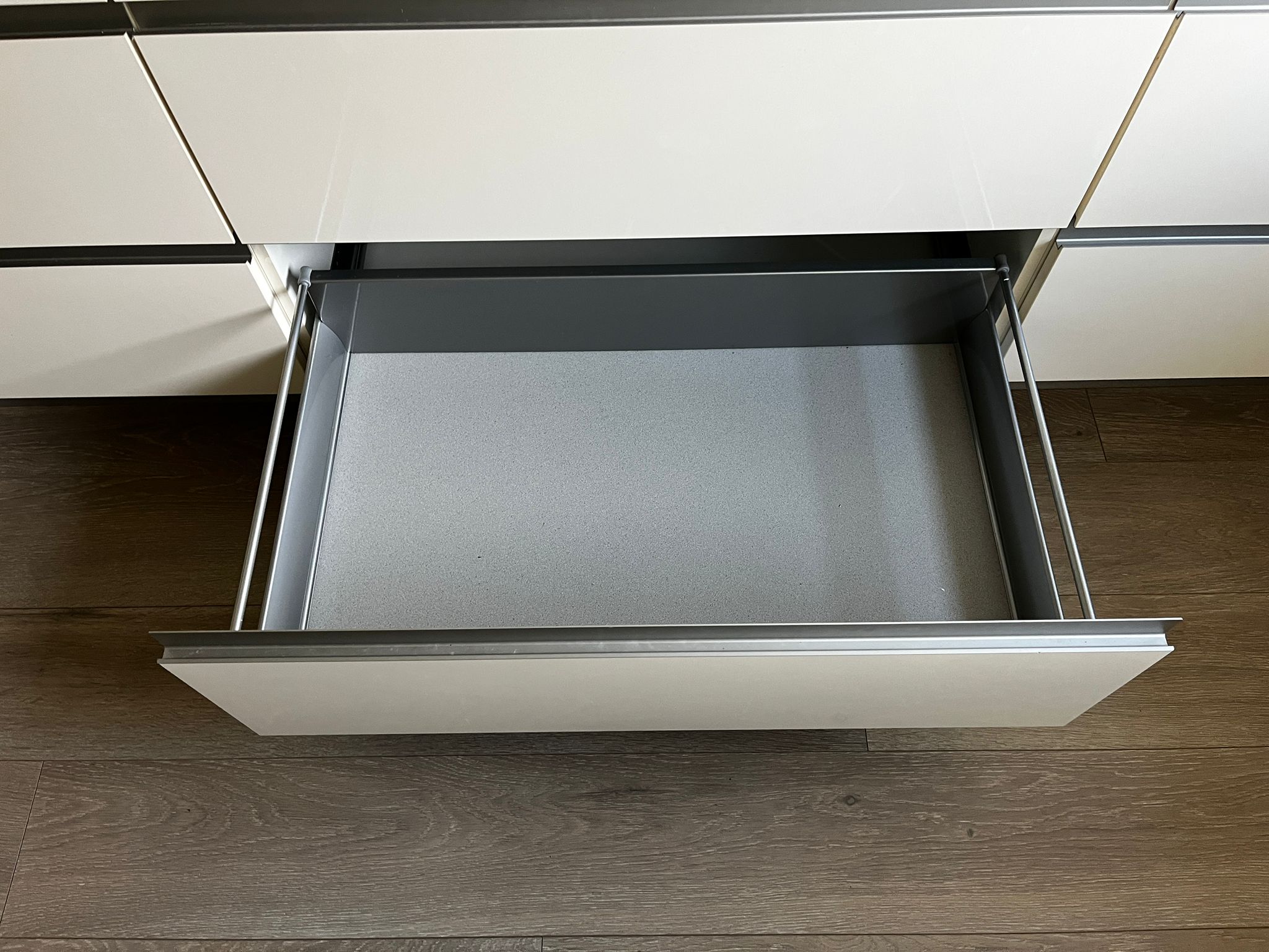 01943 - Moderne hoekkeuken