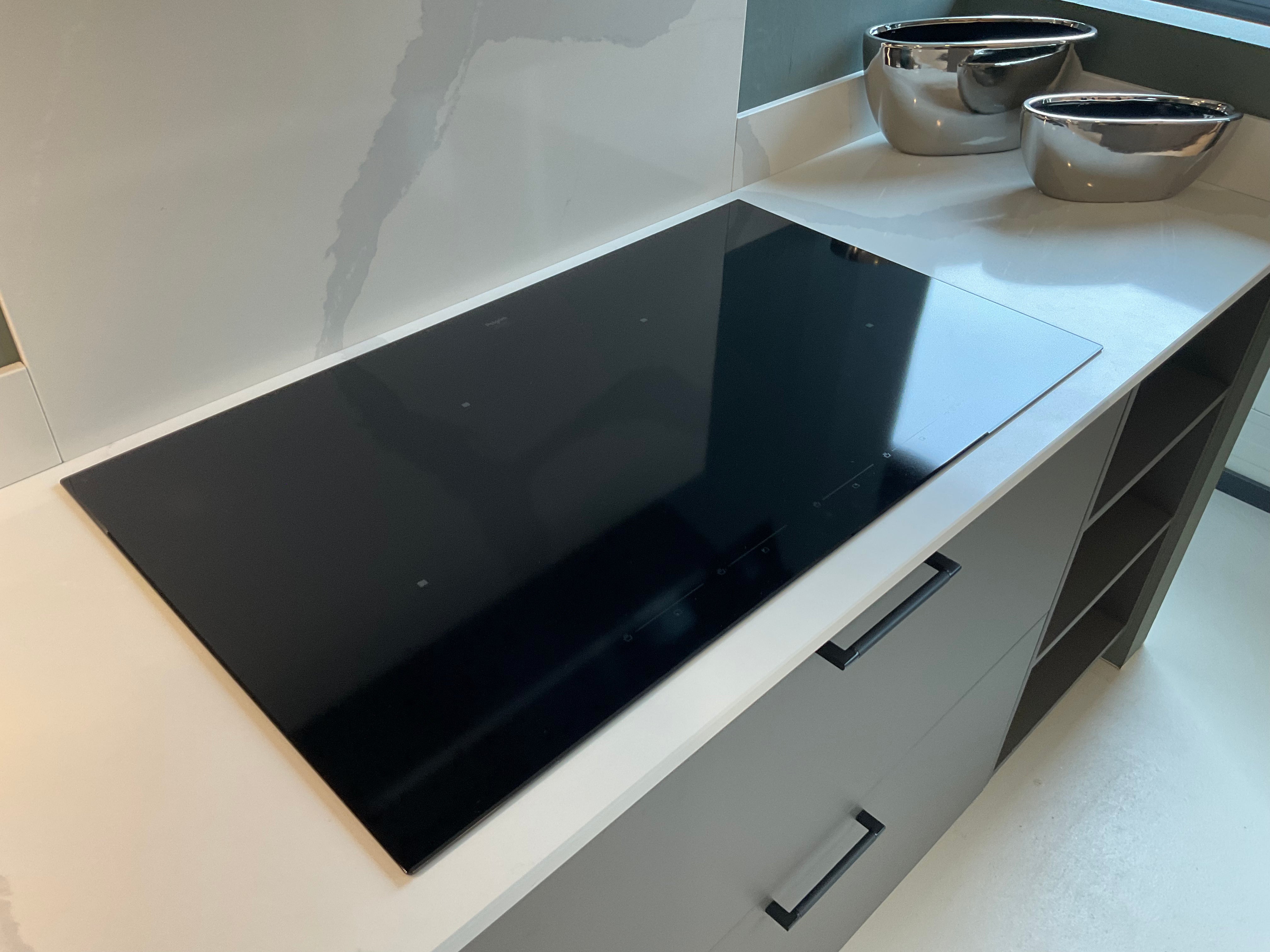 02398 - Moderne schiereiland keuken