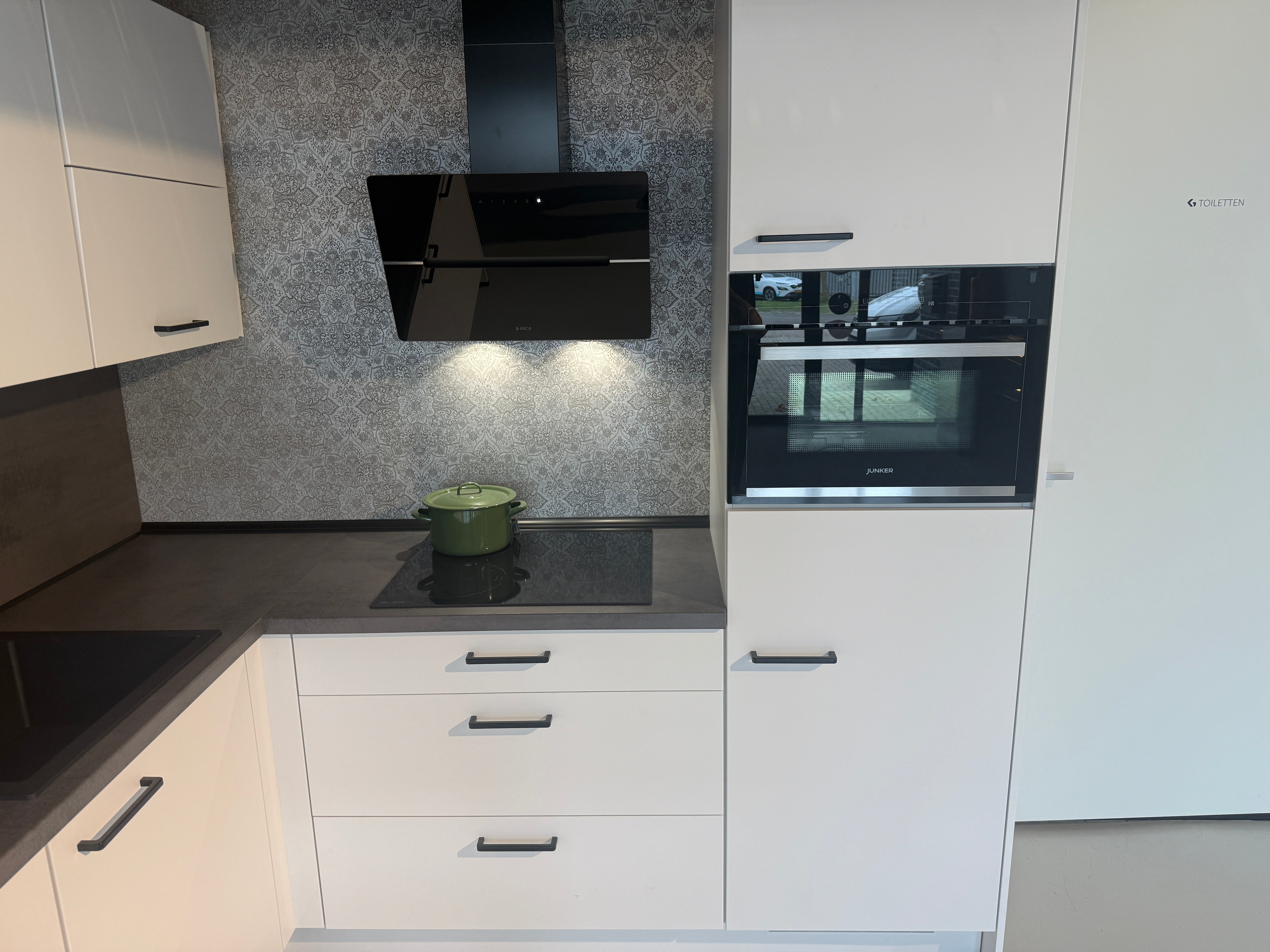 02386 - Witte hoekkeuken